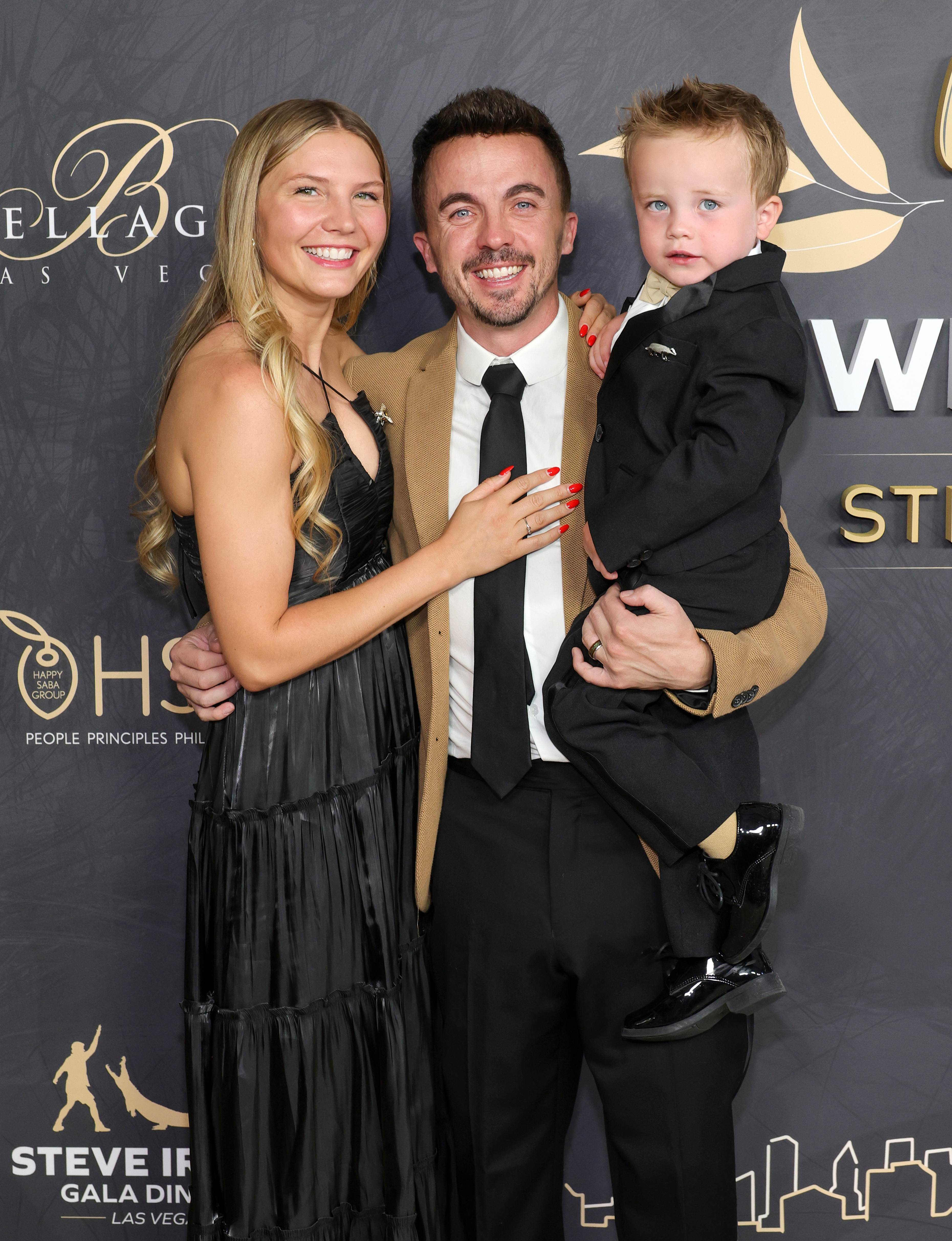 Paige und Frankie Muniz mit ihrem Sohn Mauz bei der Steve Irwin Gala am 11. Mai 2024 in Las Vegas, Nevada. | Quelle: Getty Images