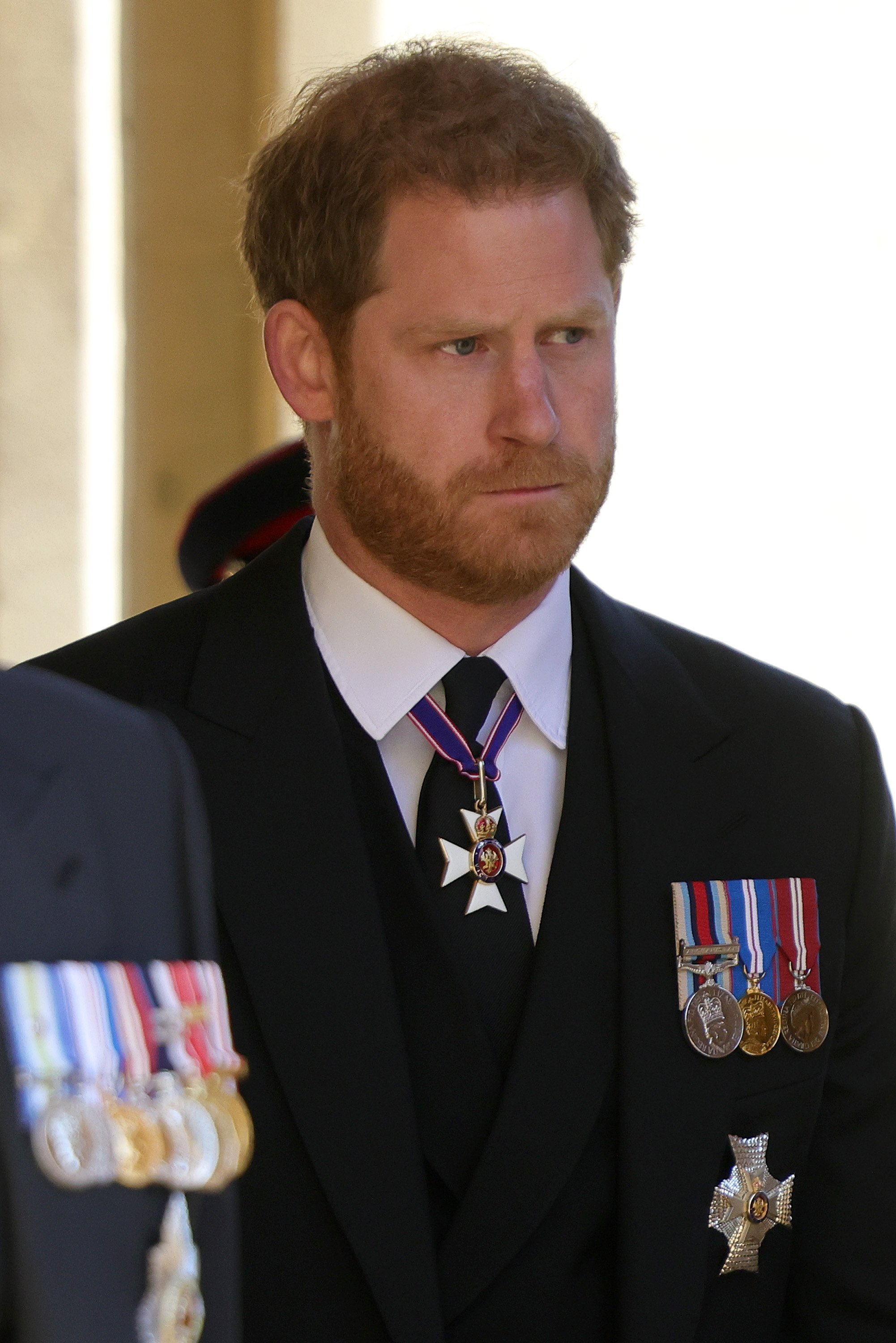 Prinz Harry, Herzog von Sussex, während der Beerdigung von Prinz Philip, Herzog von Edinburgh, auf Schloss Windsor am 17. April 2021 in Windsor, England | Quelle: Getty Images