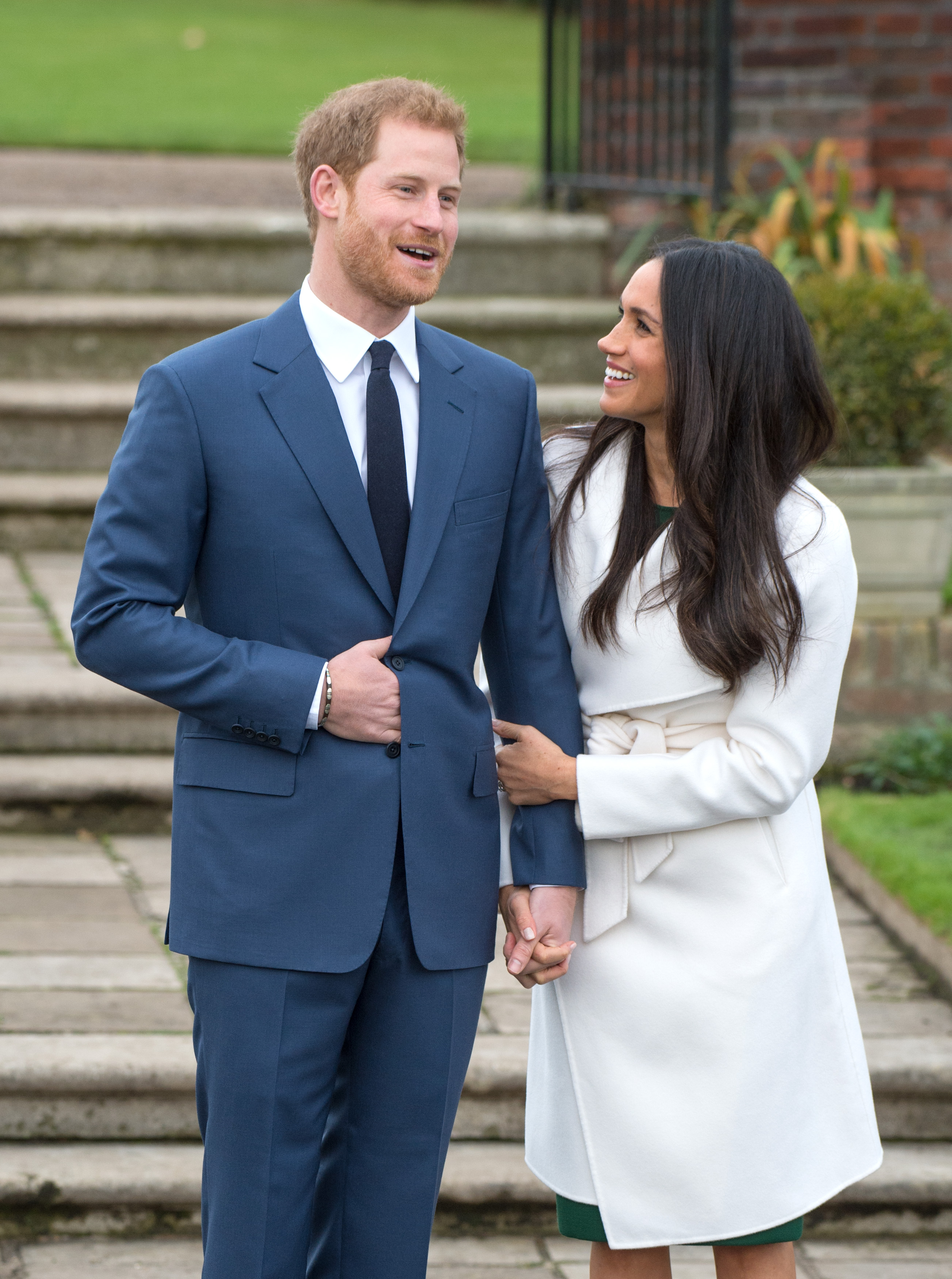 Prinz Harry und Meghan Markle besuchen einen Fototermin in den Sunken Gardens am 27. November 2017 in London, England. | Quelle: Getty Images