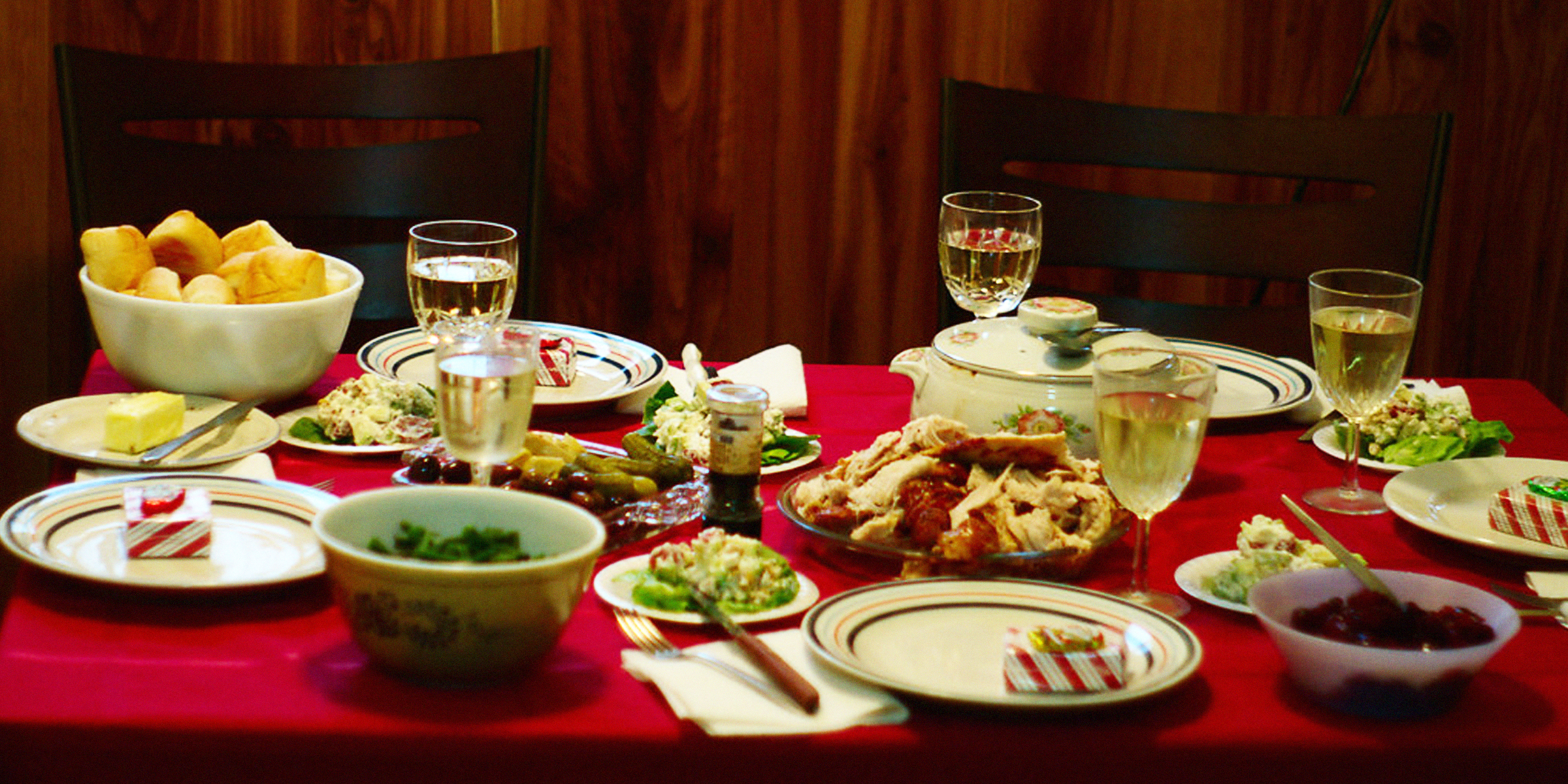 Tisch voller Essen | Quelle: Flickr