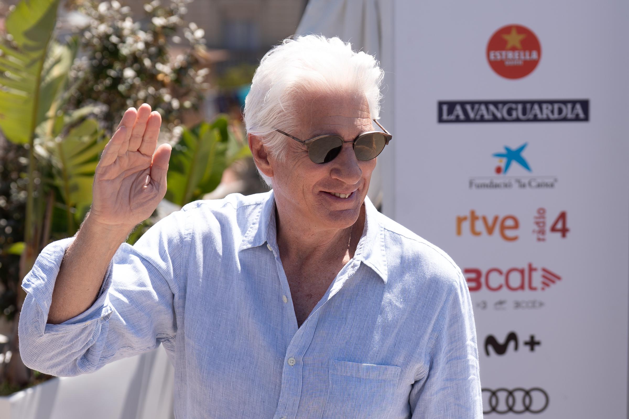 Richard Gere war im April 2025 beim BCN Film Fest in Barcelona zu Gast, einige Monate nachdem er mit seiner Frau Alejandra Silva und seiner Familie nach Spanien gezogen war. | Quelle: Getty Images