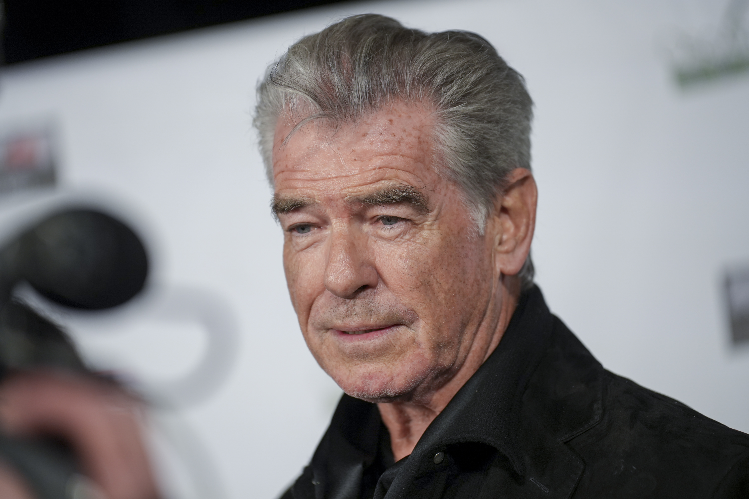 Pierce Brosnan bei den 18. jährlichen Oscar Wilde Awards am 7. März 2024 in Santa Monica, Kalifornien. | Quelle: Getty Images