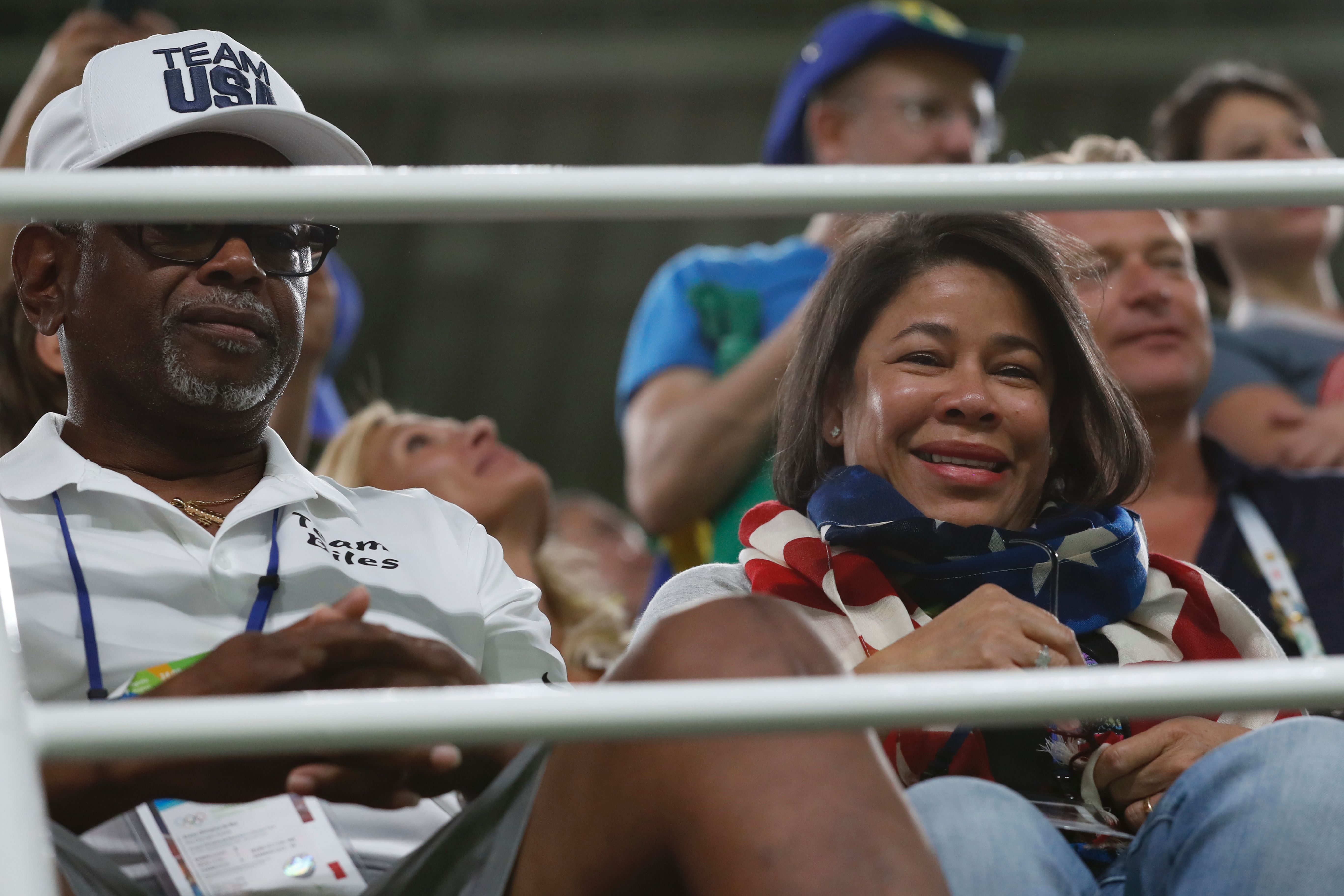 Die Großeltern von Simone Biles besuchen das Finale des Sprungwettbewerbs der Frauen im Kunstturnen in der Olympic Arena während der Olympischen Spiele Rio 2016 in Rio de Janeiro am 14. August 2016. | Quelle: Getty Images