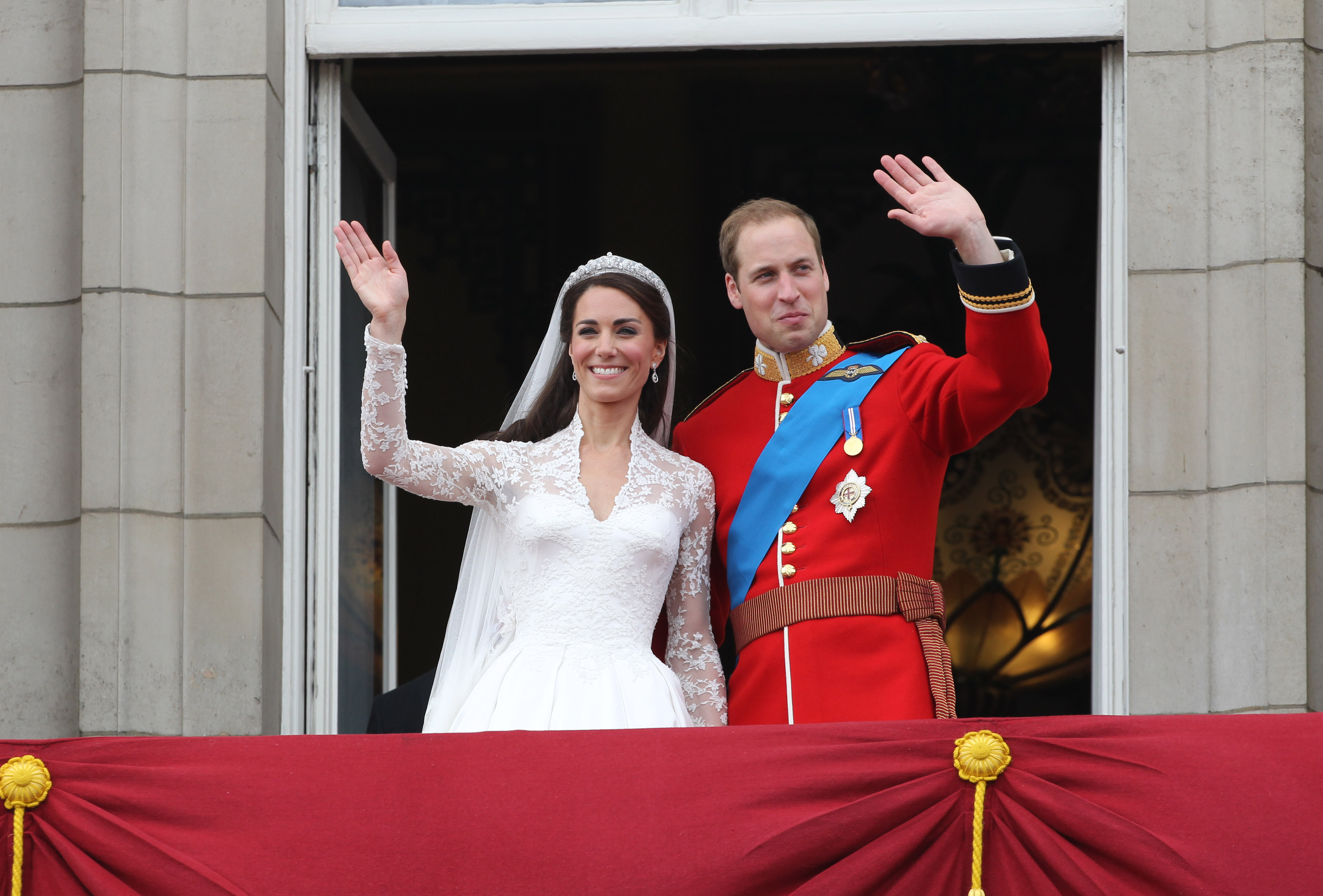 Kate Middleton und Prinz William an ihrem Hochzeitstag am 29. April 2011 in London, England. | Quelle: Getty Images