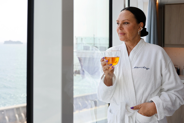 Natascha Ochsenknecht bei einer Beautyanwendung in Málaga, April 2025. | Quelle: Getty Images