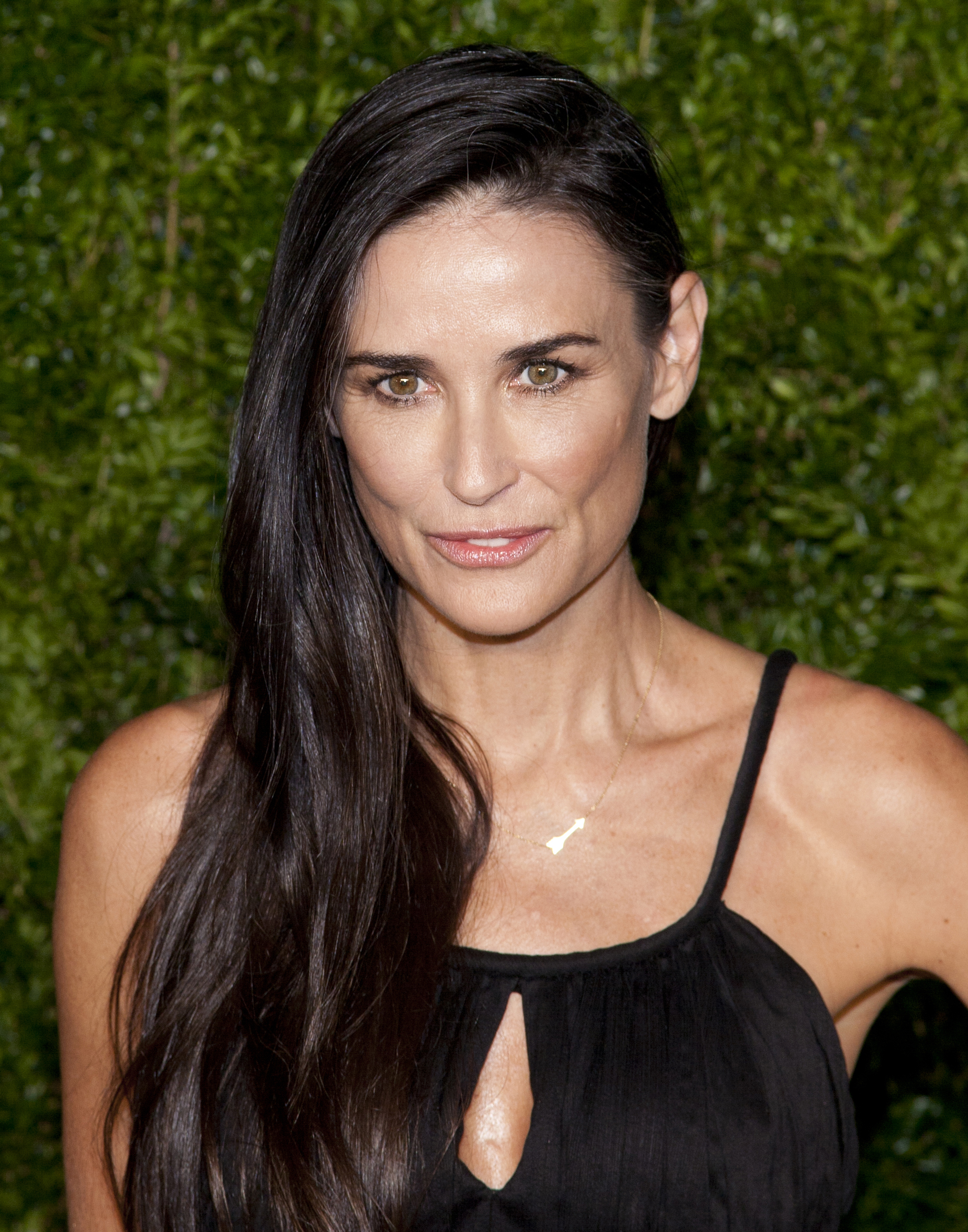 Demi Moore bei den Twelfth Annual CFDA/Vogue Fashion Fund Awards in New York City am 2. November 2015 | Quelle: Getty Images