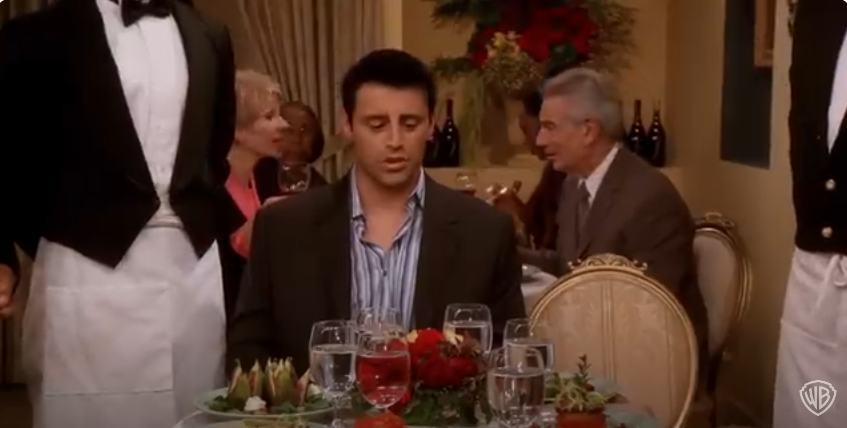 Ein Foto von Matt LeBlanc als Joey Tribbiani in "Friends" | Quelle: YouTube/@warnerbrostv