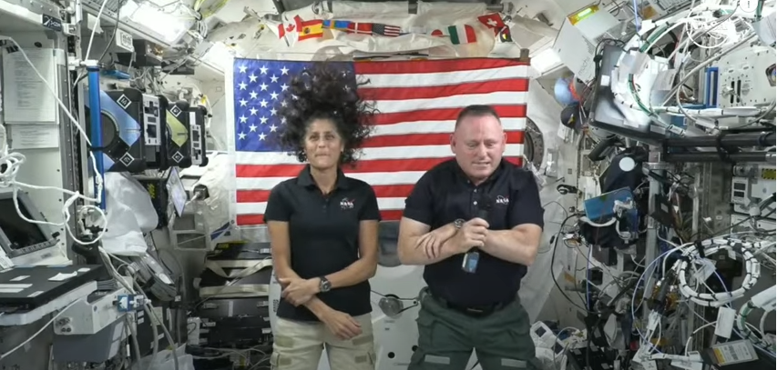 Ein Screenshot von Barry Butch Wilmore und Sunita Suni Williams aus einem Video, das am 10. Juli 2024 veröffentlicht wurde | Quelle: YouTube/@CBSNews