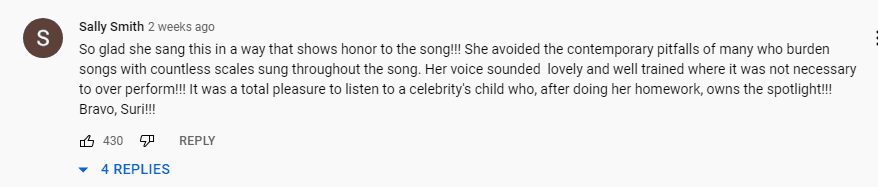Ein Fan reagiert auf die Stimme von Suri Cruise | Quelle: YouTube/Alex R