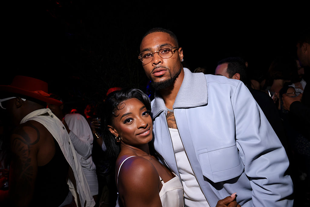 Simone Biles und Jonathan Owens gingen am 5. Mai 2025 stilvoll zu Richie Akivas