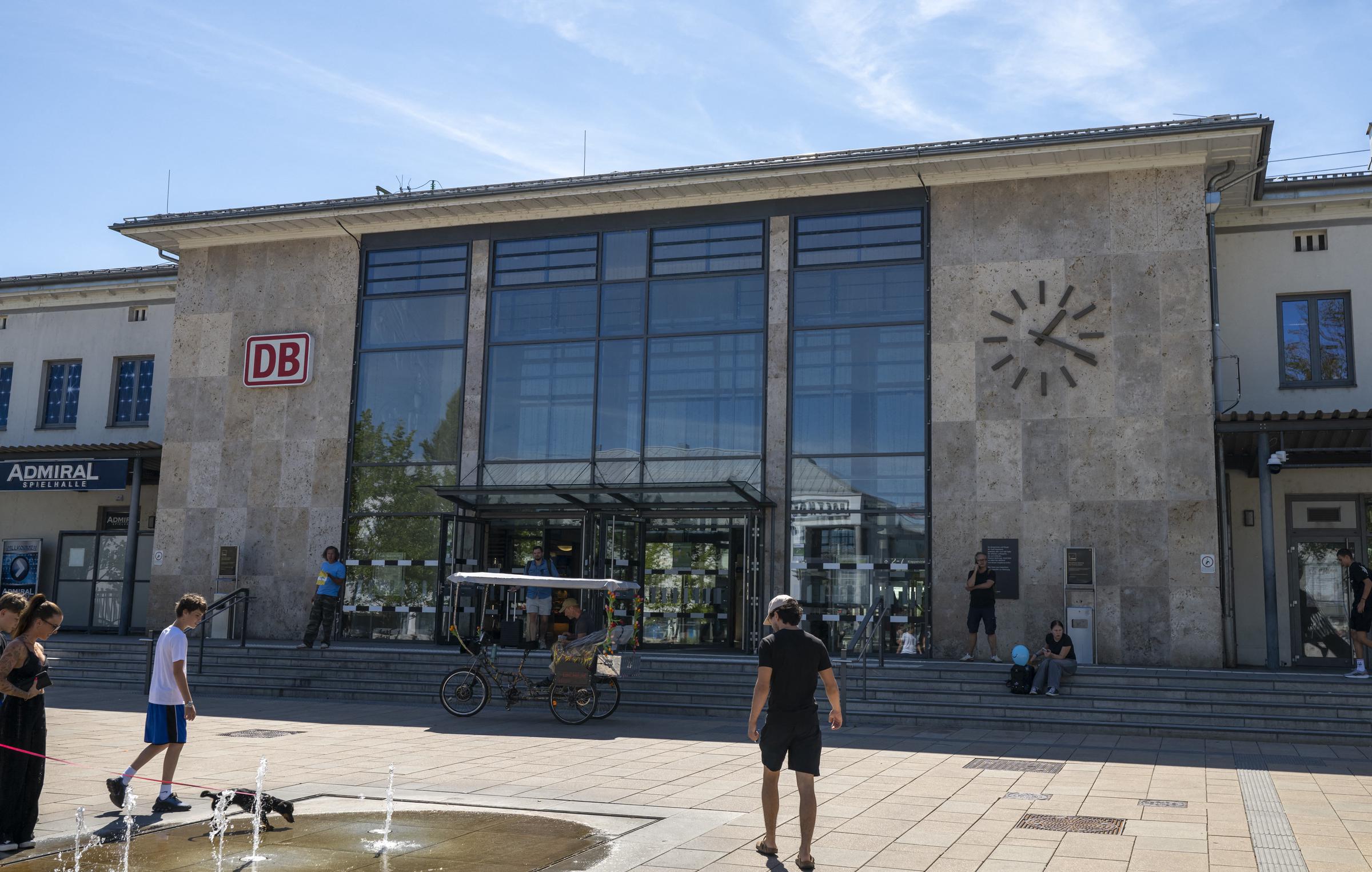 Der Bahnhof in Rosenheim | Quelle: Getty Images