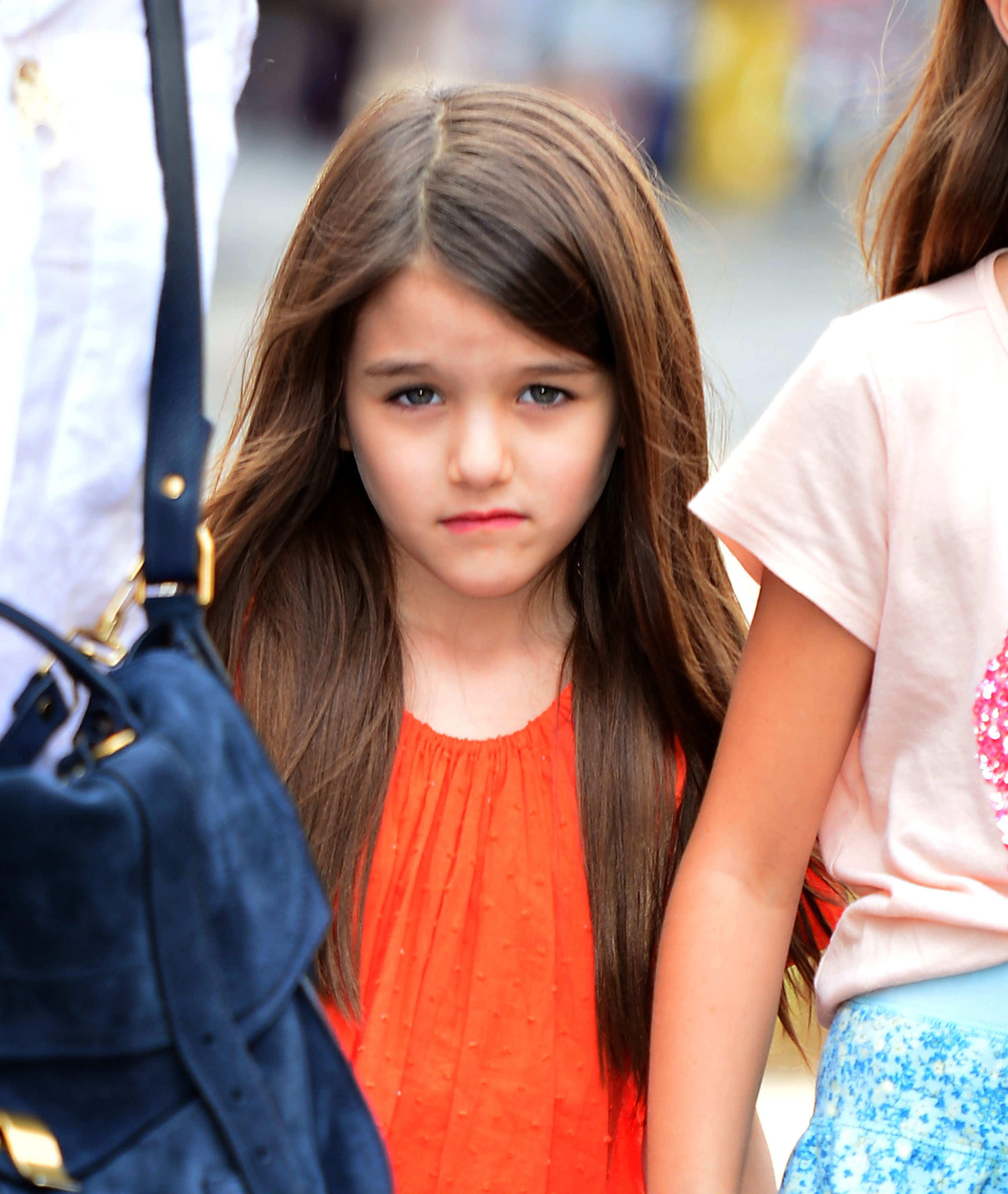 Suri Cruise besucht eine Tierhandlung in Manhattan am 14. Juli 2012 | Quelle: Getty Images