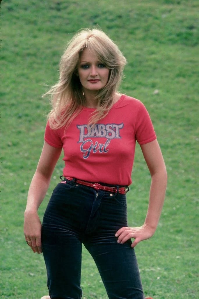 Bonnie Tyler hatte in ihrem privilegierten Leben ein paar Geheimnisse, von denen die meisten Menschen nichts ahnten. Hier seht ihr sie in den 1970er Jahren. | Quelle: Facebook/Bonnie Tyler