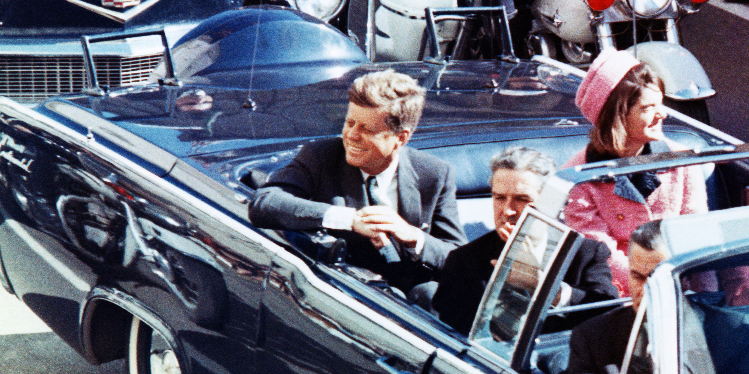 Der ehemalige Präsident John F. Kennedy am Tag seiner Ermordung | Quelle: Getty Images