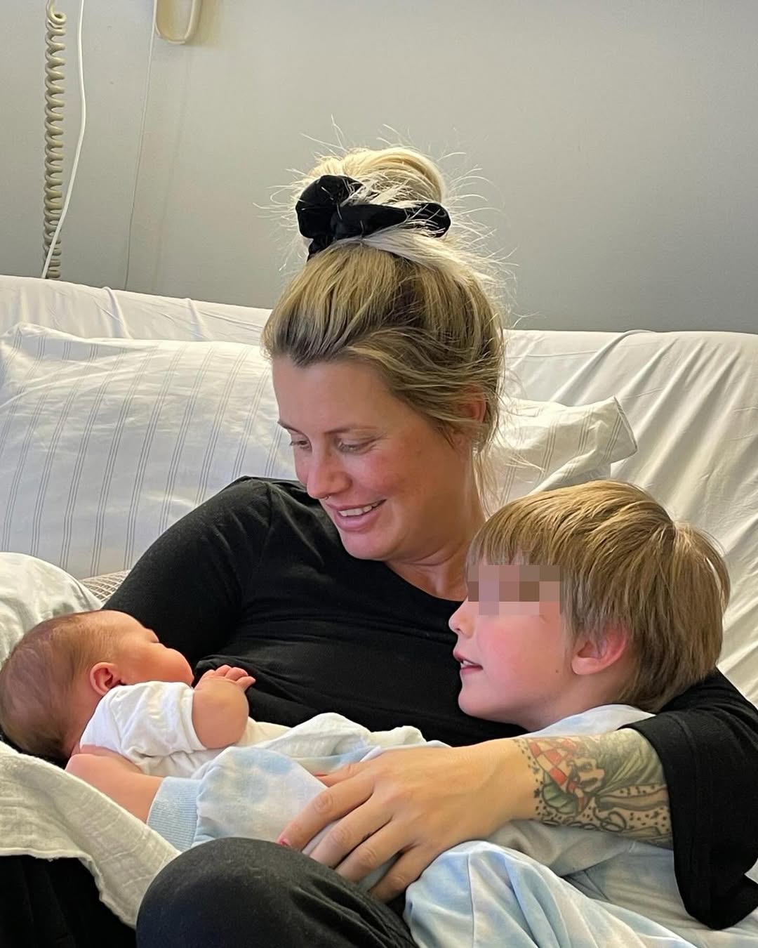 Screenshot aus einem Instagram-Carousel von Pia Tillmann und Zico Banach | Quelle: Instagram/piatillmann | zicoriccardo