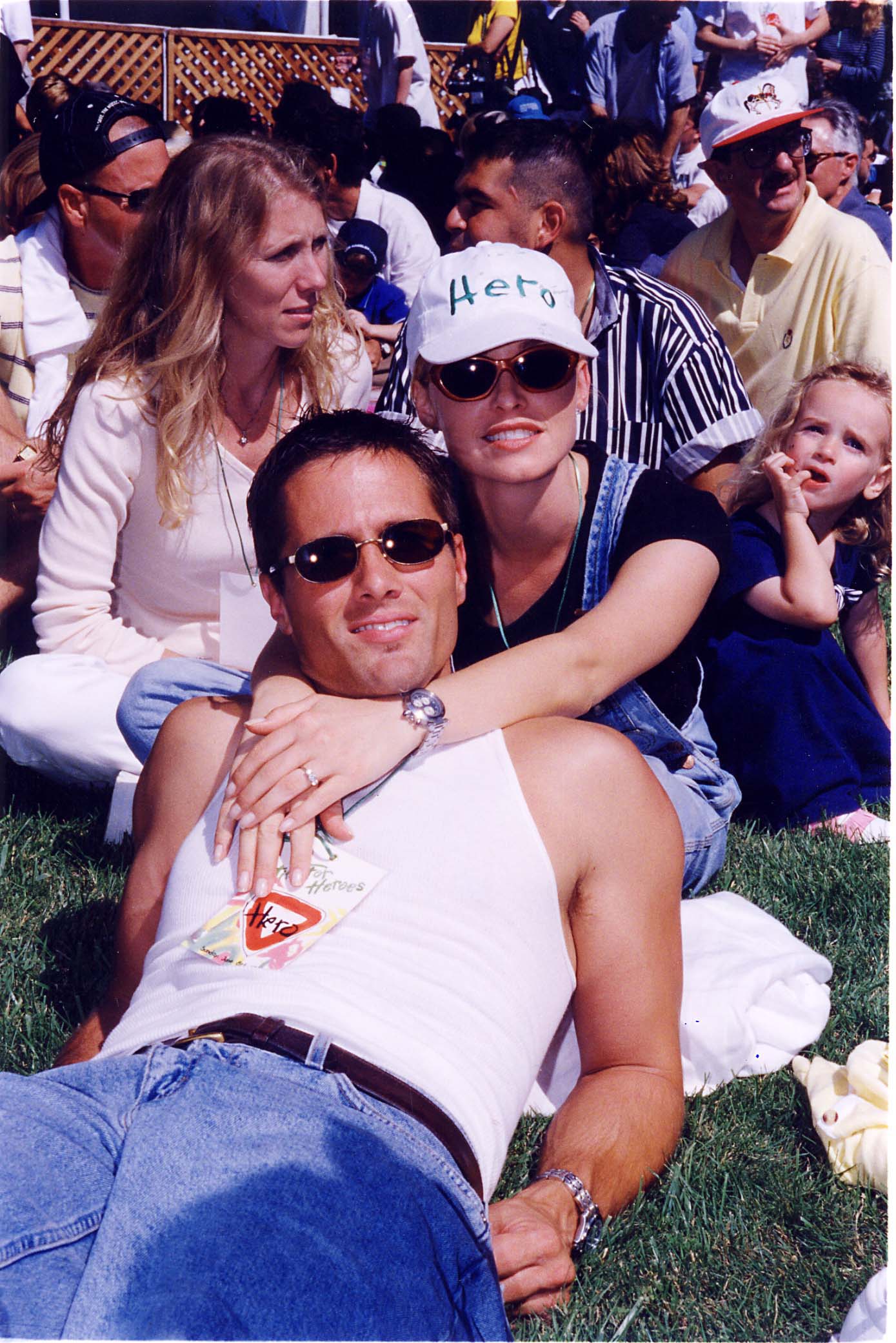 Rob Estes und Josie Bissett, fotografiert in Beverly Hills am 6. September 1997 | Quelle: Getty Images