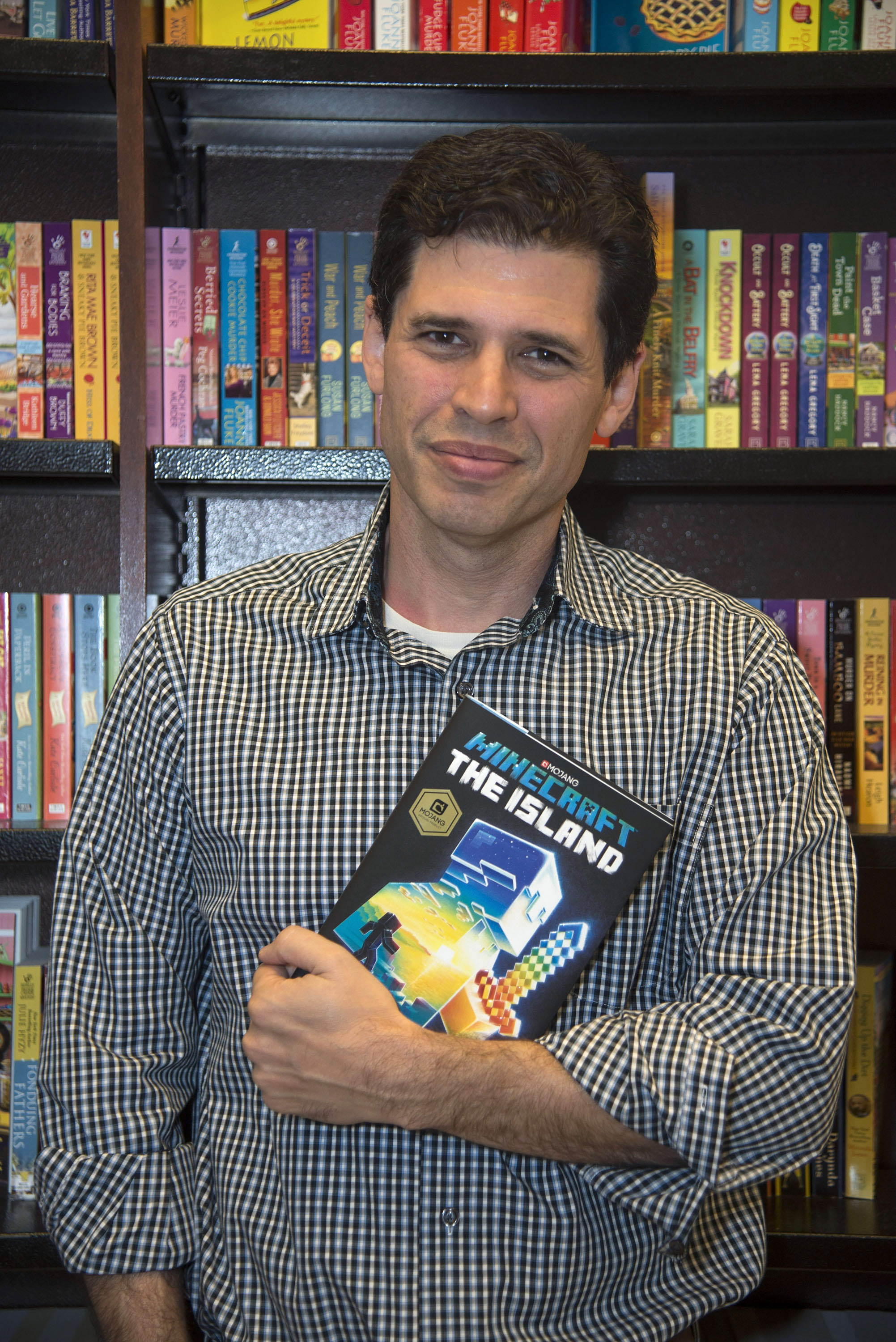 Max Brooks bei der Signierstunde für eines seiner Bücher bei Barnes &amp; Noble am 29. Juli 2017 | Quelle: Getty Images