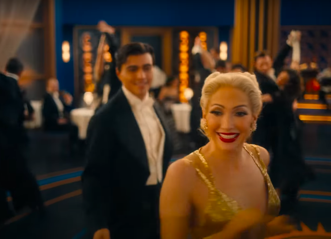 Jennifer Lopez tanzt mit Tonatiuh im Teaser-Trailer des Films. | Quelle: YouTube/Jennifer Lopez