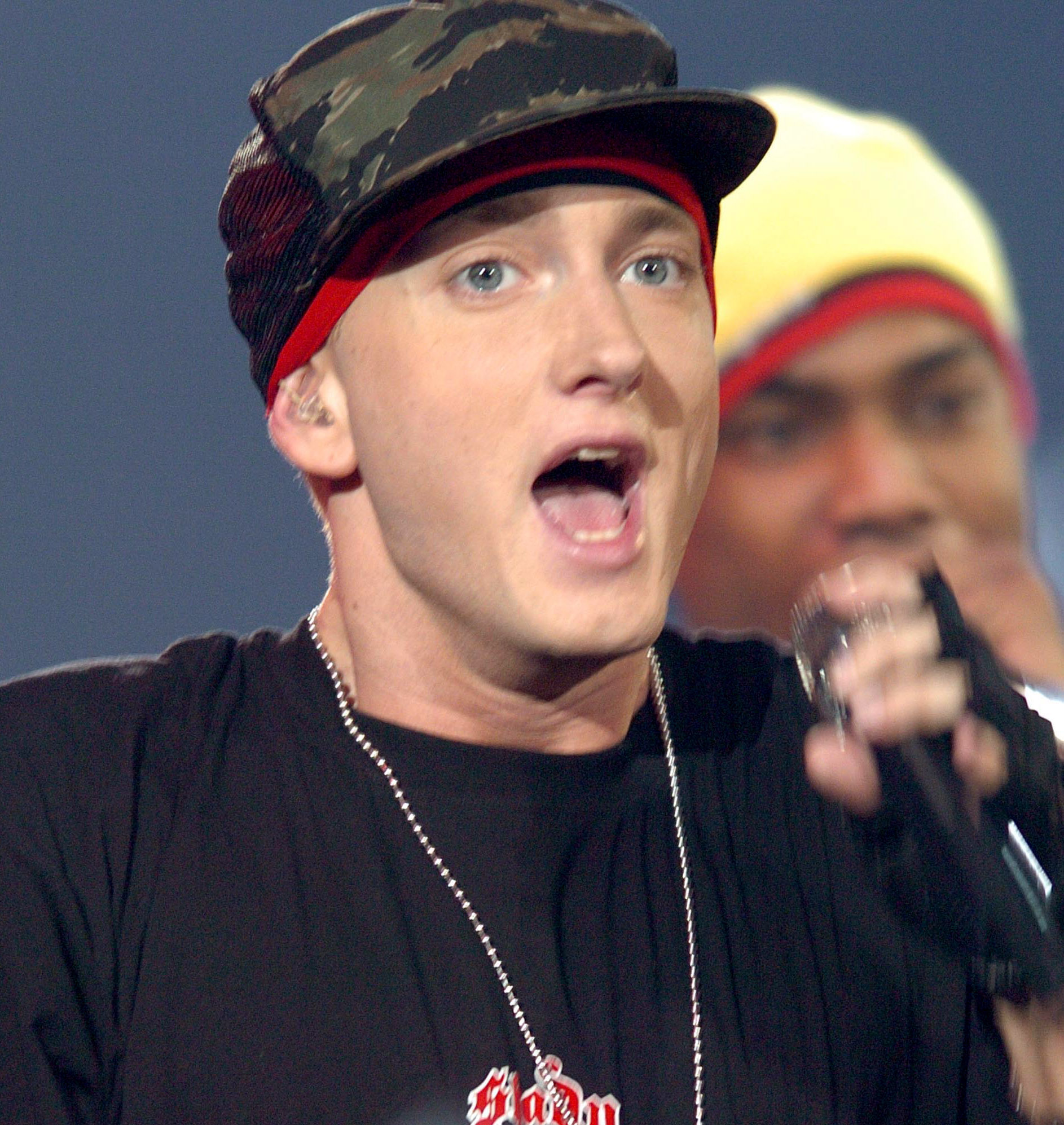 Eminem bei den MTV European Music Awards 2004 in Rom, Italien, am 18. November 2004 | Quelle: Getty Images