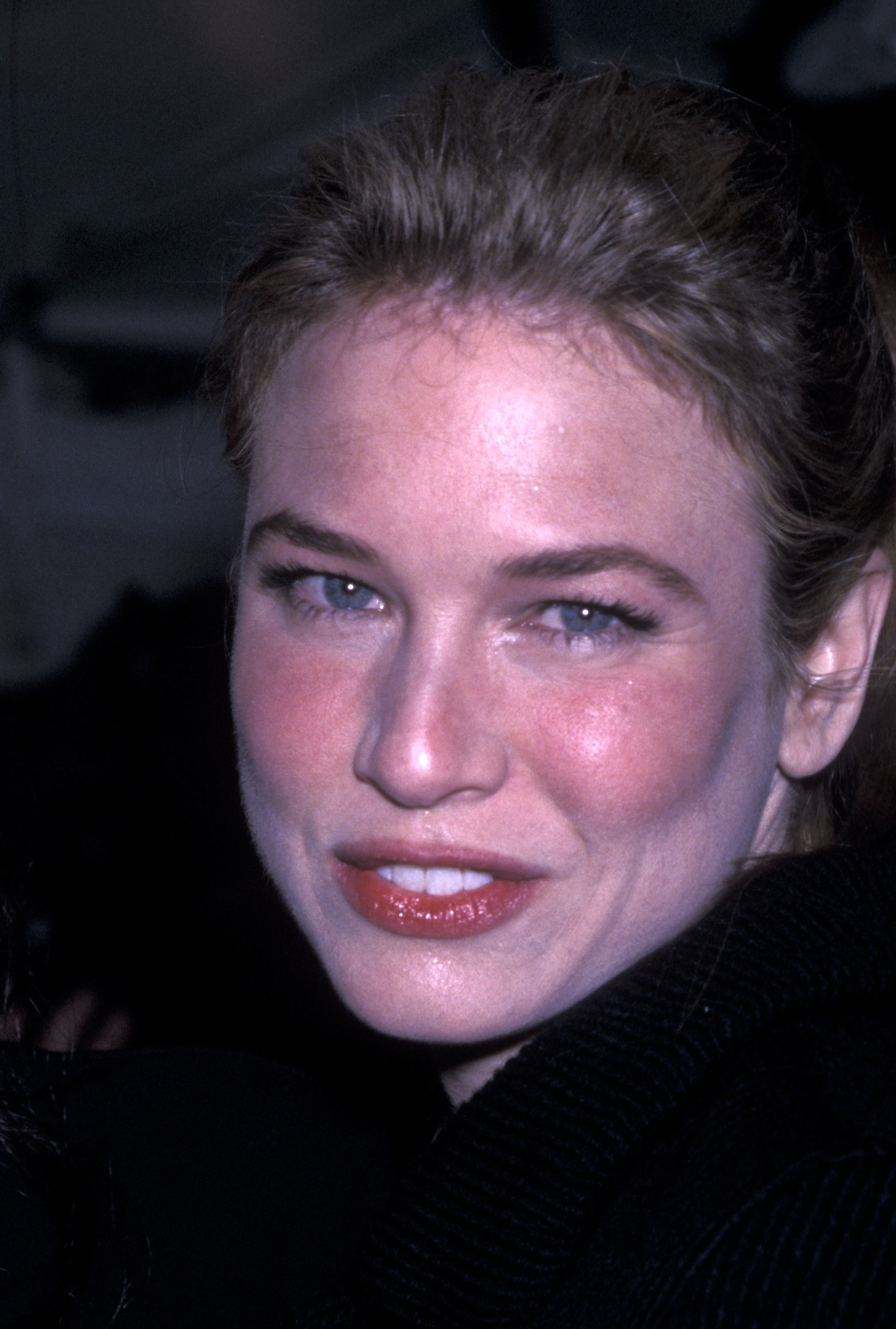 Renée Zellweger bei der Premiere von „Bridget Jones's Diary“ in New York City am 2. April 2001 | Quelle: Getty Images