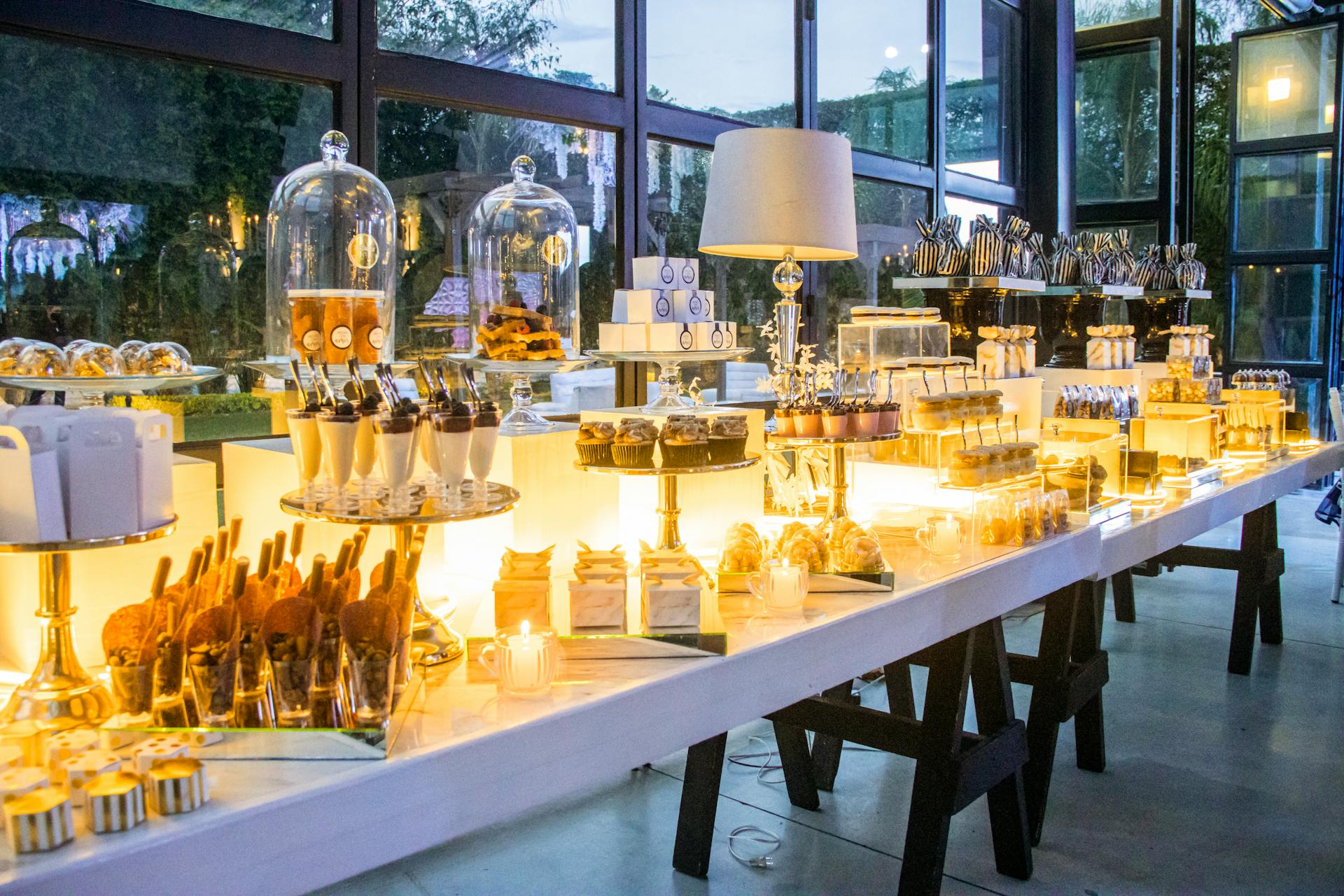 Ein Dessertbuffet | Quelle: Pexels
