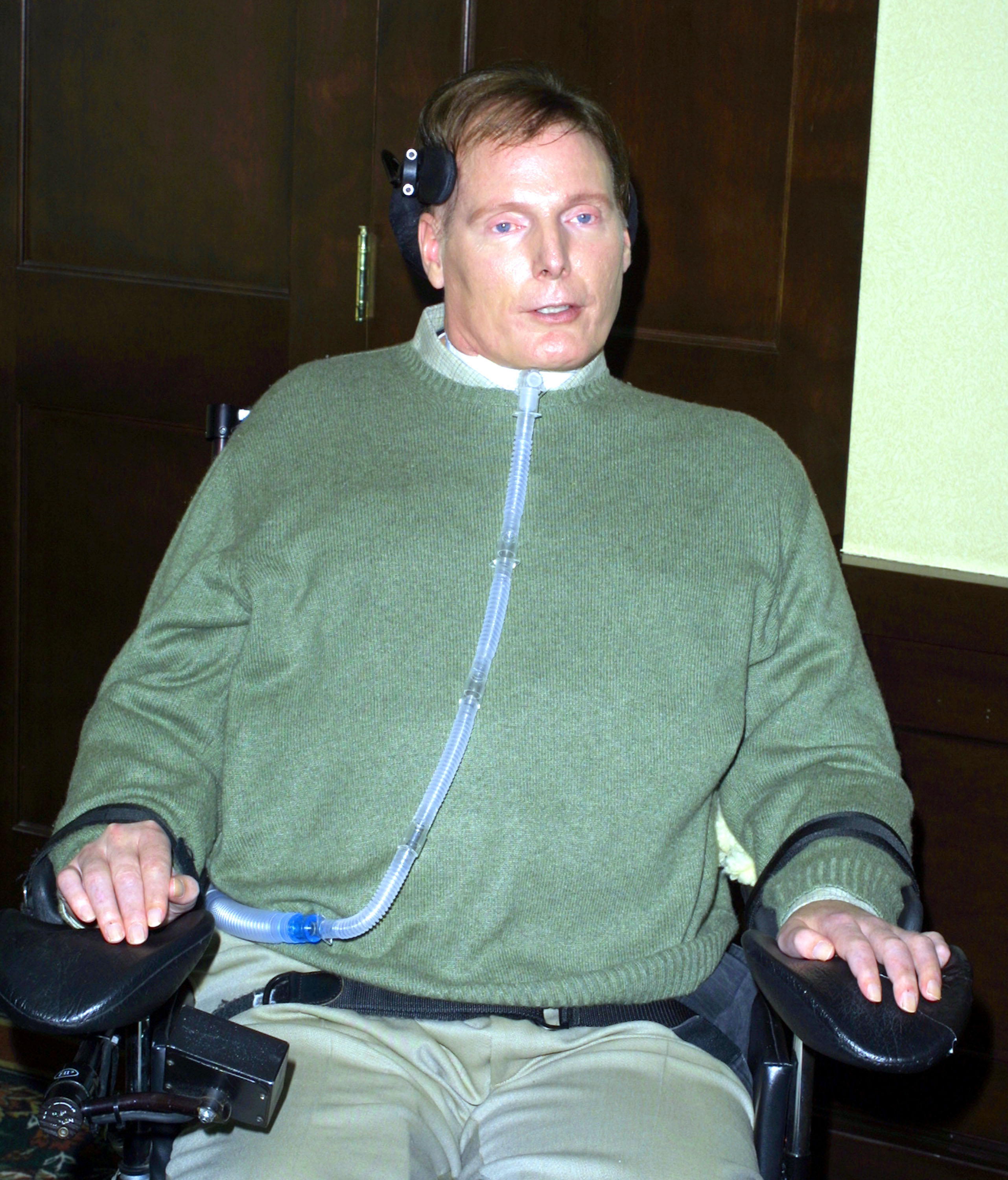 Christopher Reeve während der Ehrung von Christopher Reeve im Hotel Delmonico am 1. November 2001 in New York City. | Quelle: Getty Images