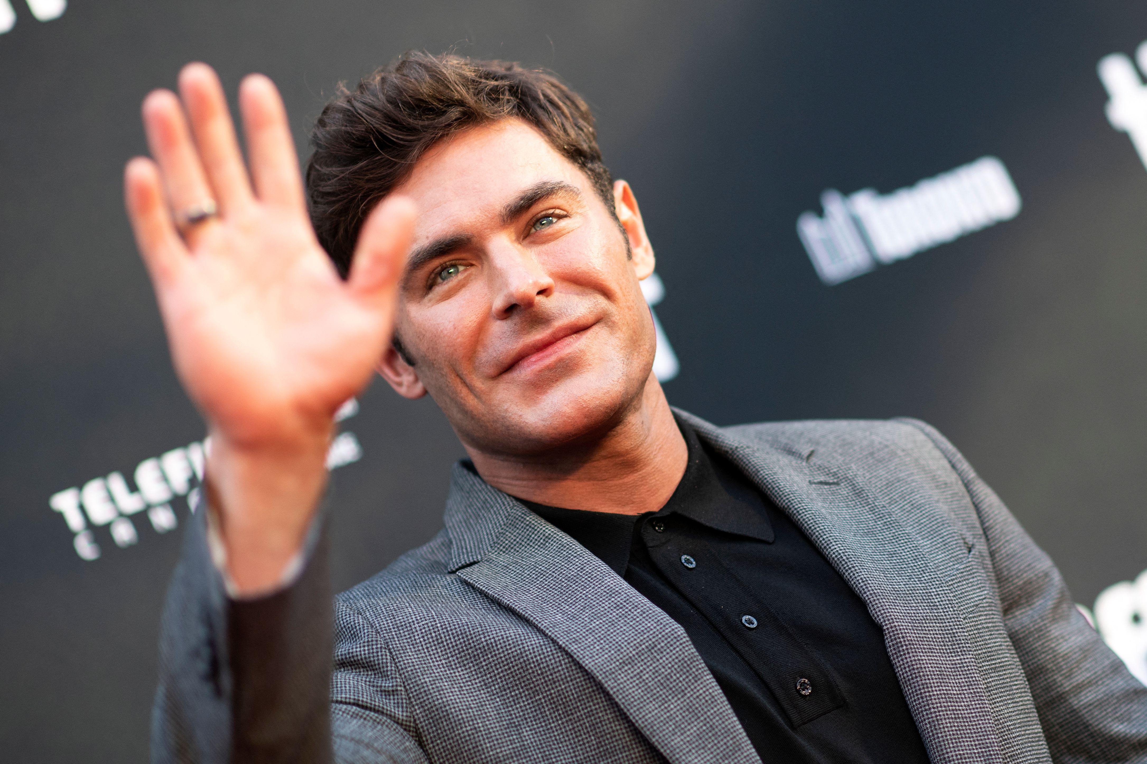 Zac Efron bei der Premiere von "The Greatest Beer Run Ever" während des Toronto International Film Festivals am 13. September 2022 in Toronto, Ontario | Quelle: Getty Images