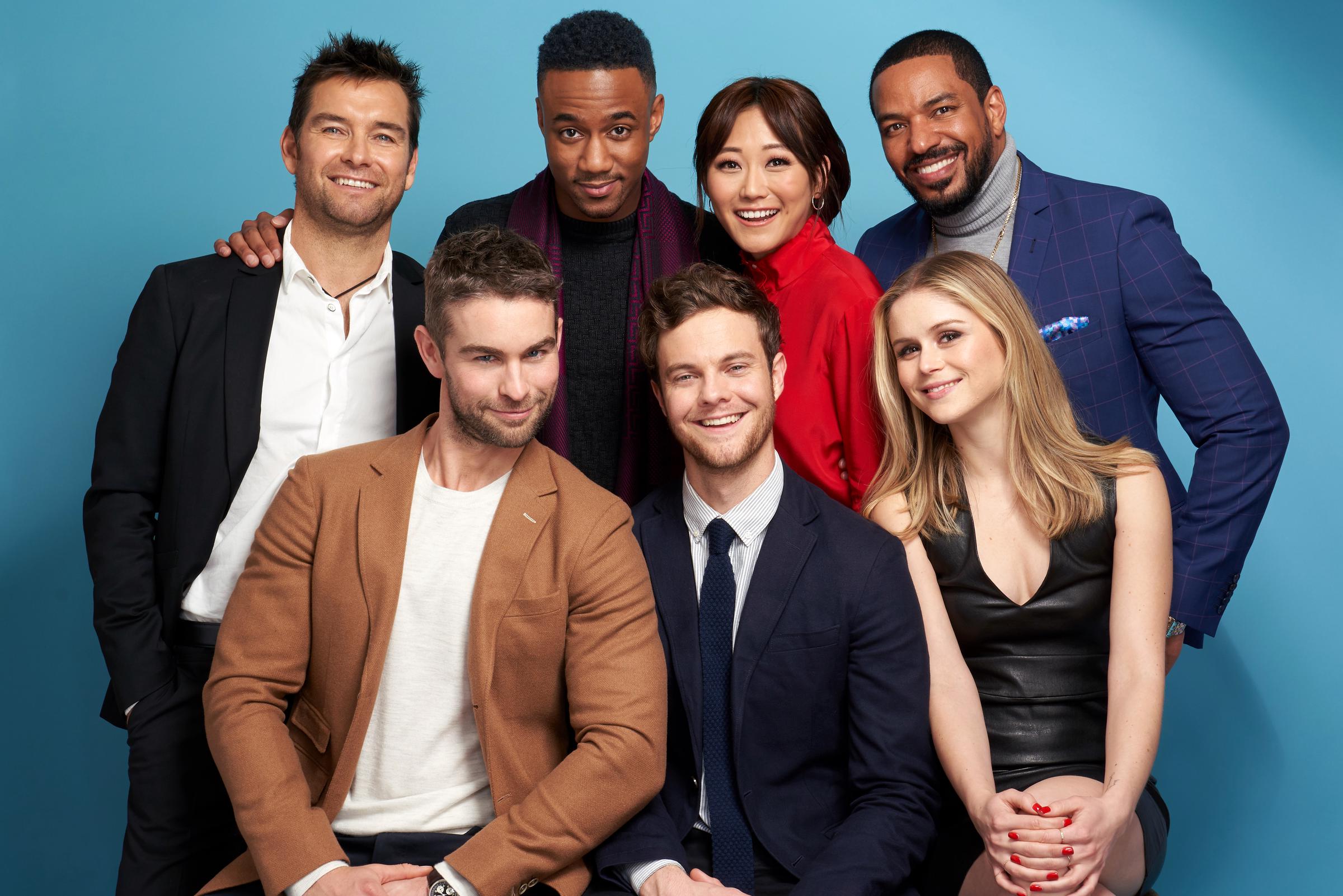 Antony Starr, Jessie Usher, Karen Fukuhara, Laz Alonso, Chace Crawford, Jack Quaid und Erin Moriarty von "The Boys" posieren für ein Porträt in Pasadena, Kalifornien, am 13. Februar 2019 | Quelle: Getty Images