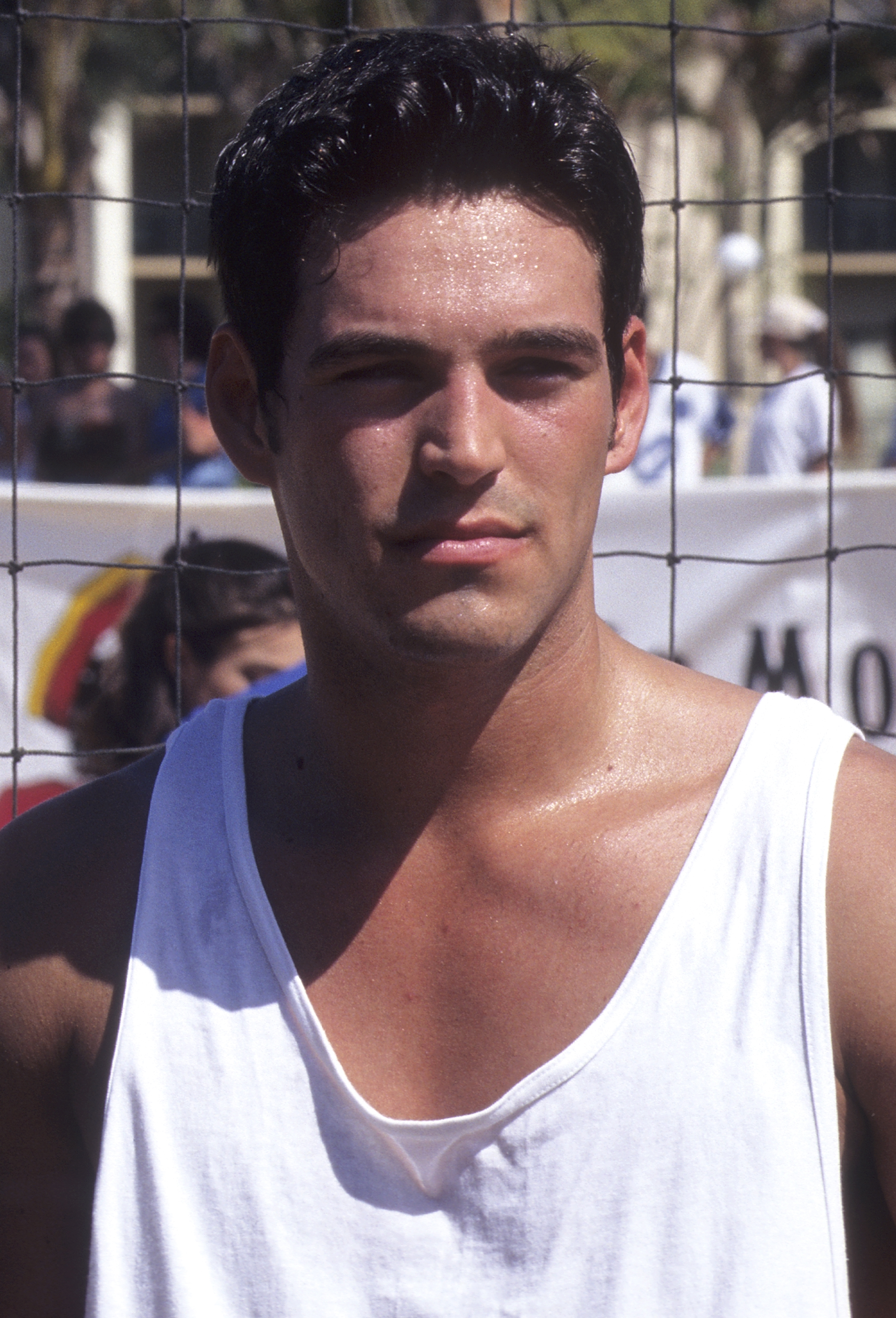 Der Schauspieler beim Westin Rio Mar Beach Resort Celebrity Sports Invitational Beach Volleyball Competition am 23. Mai 1997 in Rio Grande, Puerto Rico. | Quelle: Getty Images