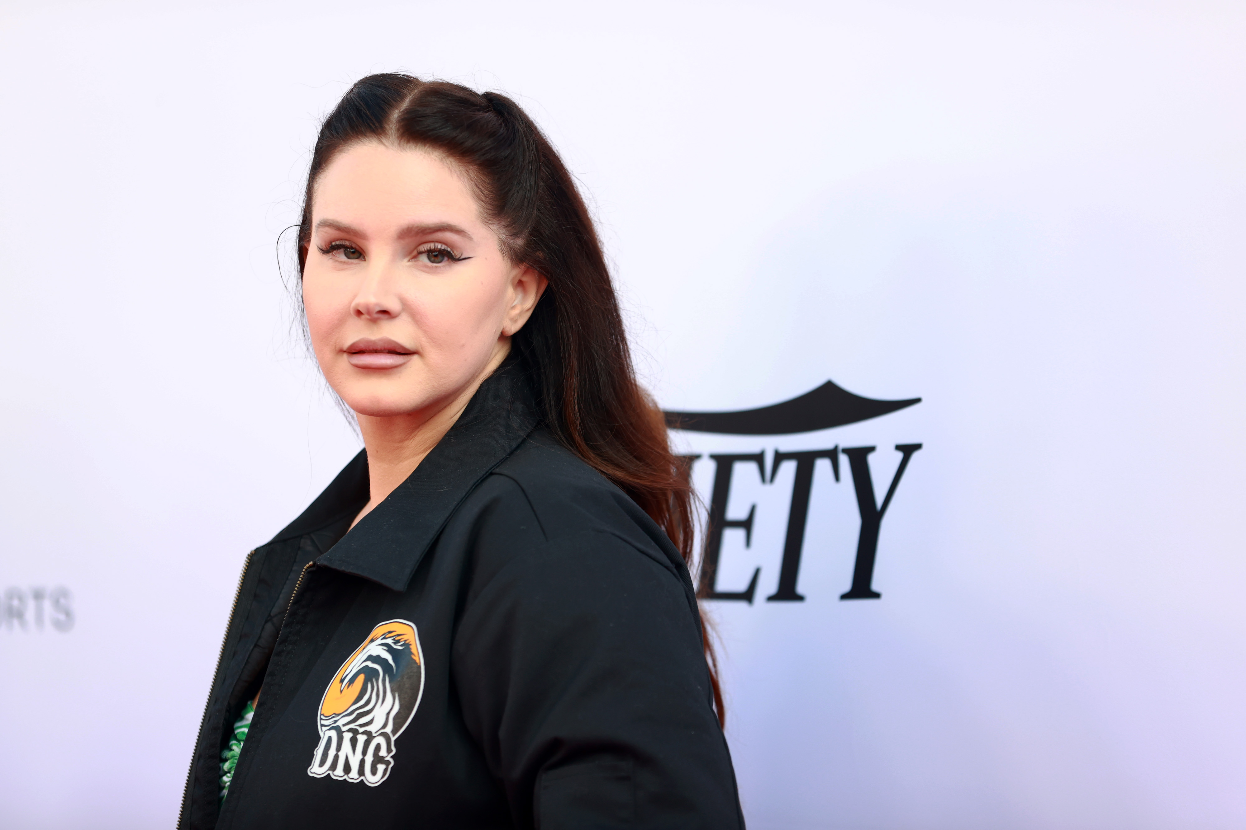 Lana Del Rey beim Variety's Hitmakers Brunch am 4. Dezember 2021 in Downtown Los Angeles. | Quelle: Getty Images