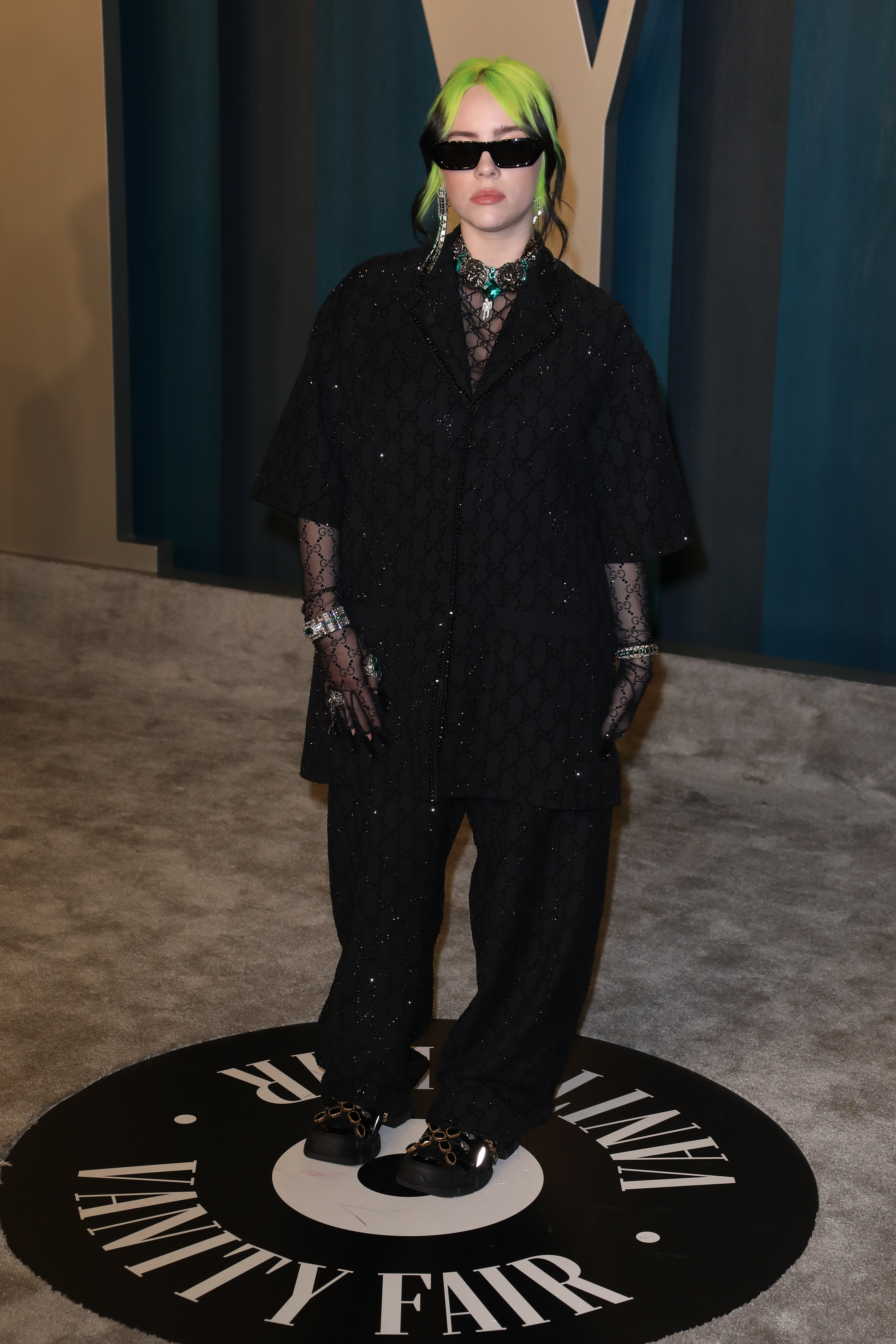 Billie Eilish besucht die Vanity Fair Oscar Party im Wallis Annenberg Center for the Performing Arts in Beverly Hills, Kalifornien, am 9. Februar 2020. | Quelle: Getty Images