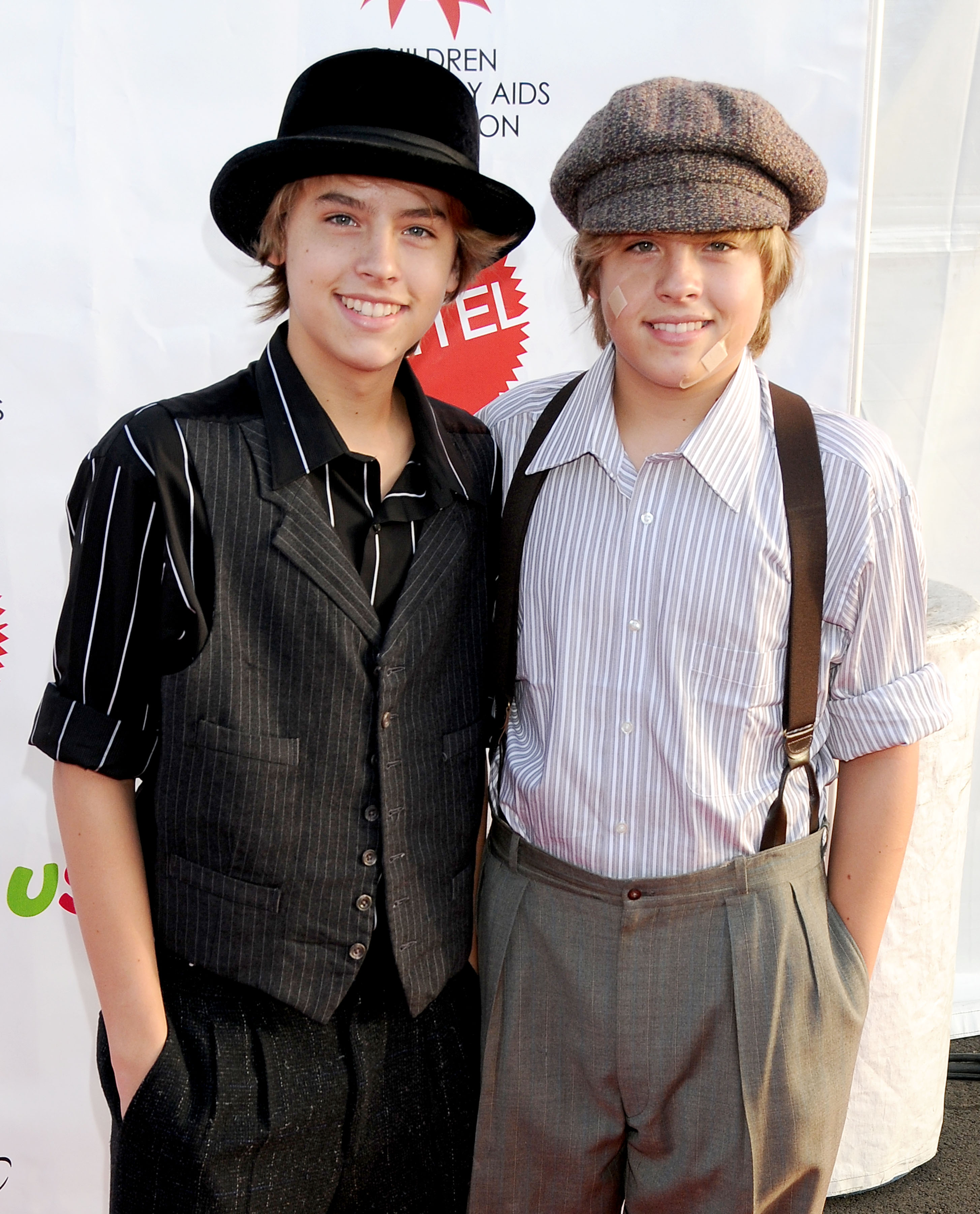 Cole und Dylan Sprouse bei der 16th Annual Dream Halloween Los Angeles Veranstaltung am 24. Oktober 2009 in Santa Monica, Kalifornien. | Quelle: Getty Images