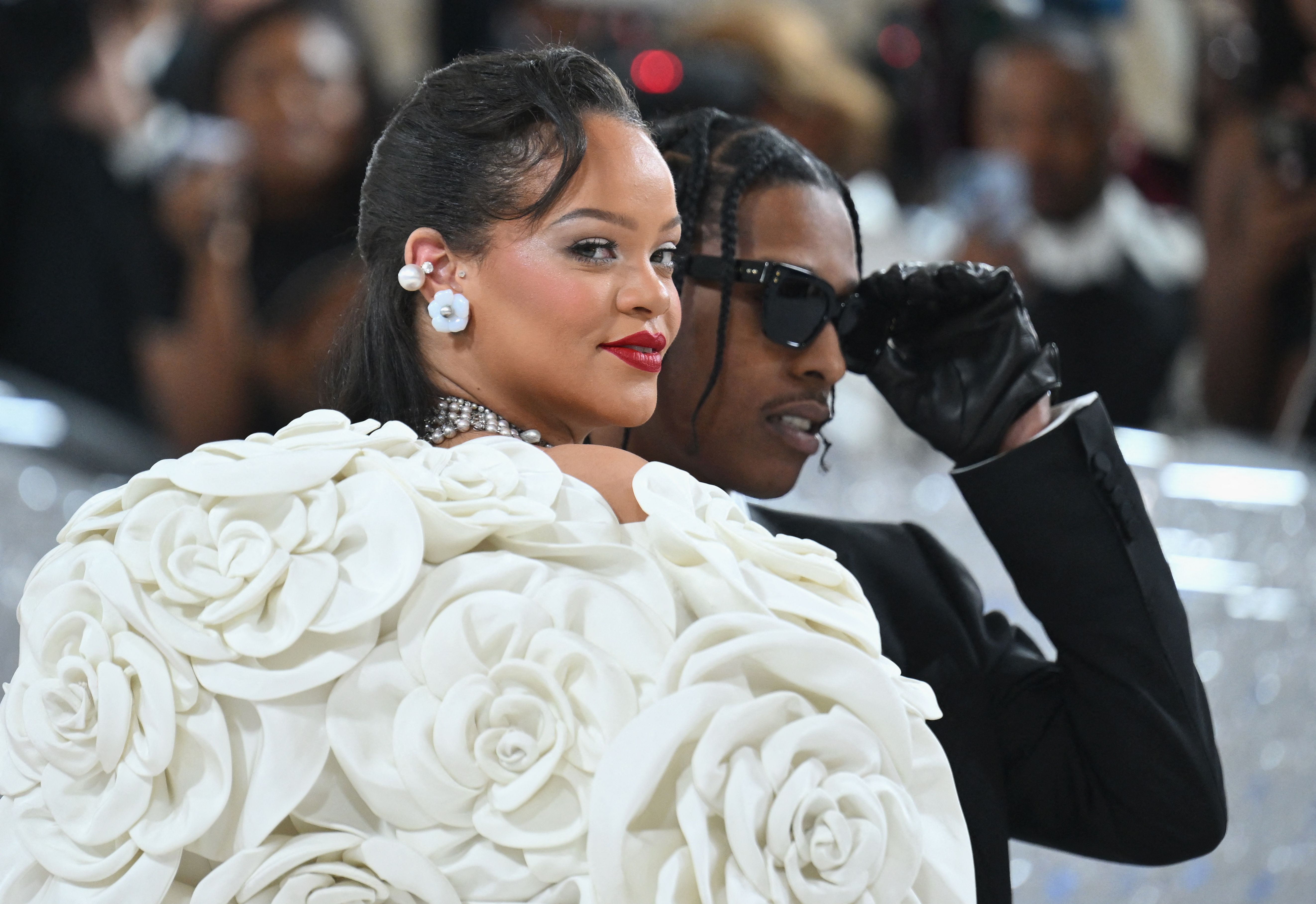 Rihanna und ASAP Rocky bei der Met Gala 2023 im Metropolitan Museum of Art am 1. Mai 2023 in New York | Quelle: Getty Images