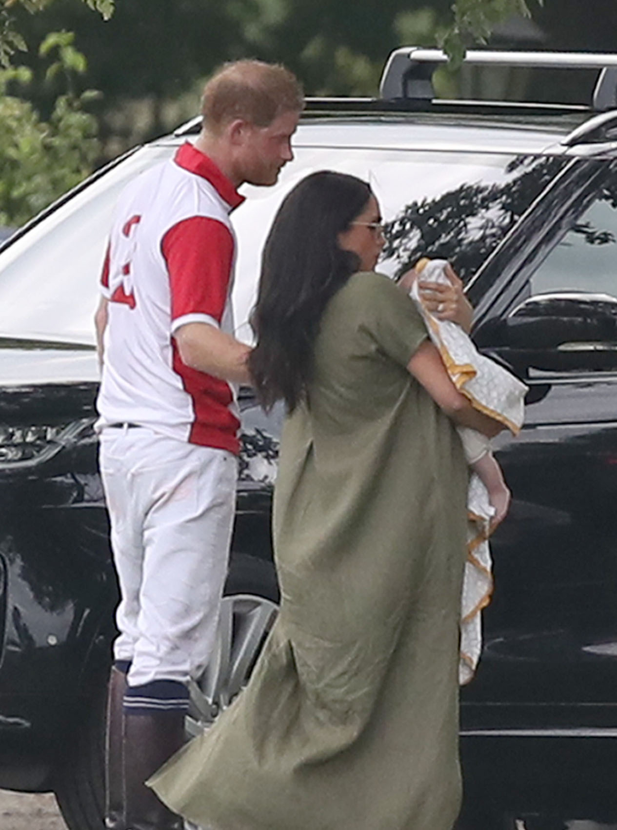 Archie kam um 5:26 Uhr morgens zur Welt und wog 7 Pfund, 3 Unzen. Sein erster offizieller Fototermin fand am 8. Mai 2019 in der St. George’s Hall im Windsor Castle statt. | Quelle: Getty Images