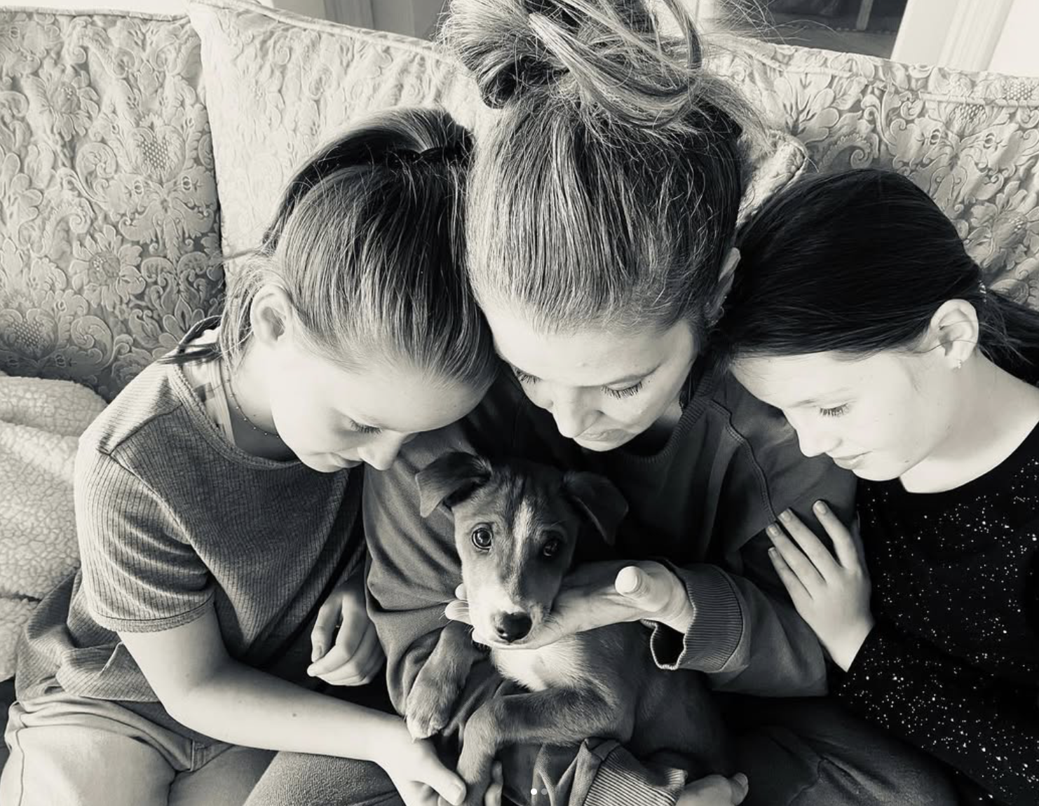 Benjamin Keough starb im Alter von 27 Jahren und wurde in Graceland in Memphis beigesetzt. Harper und Finley waren 11, als sie ihren älteren Bruder verloren. | Quelle: Instagram/lisampresley