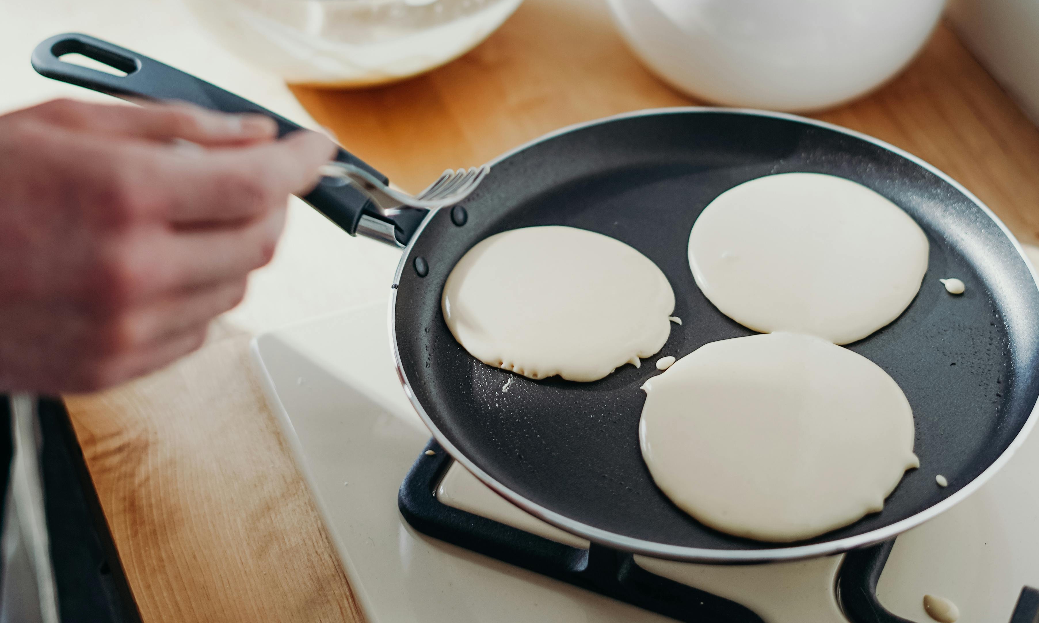 Pfannkuchen werden zubereitet | Quelle: Pexels