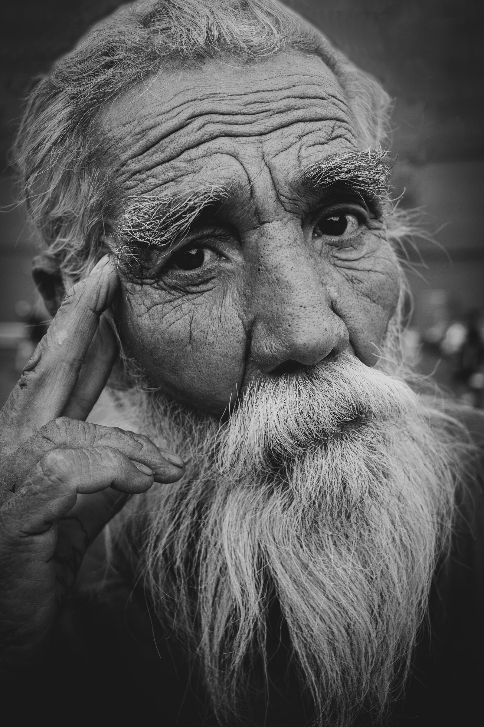 Bezdomny mężczyzna | Źródło: Unsplash
