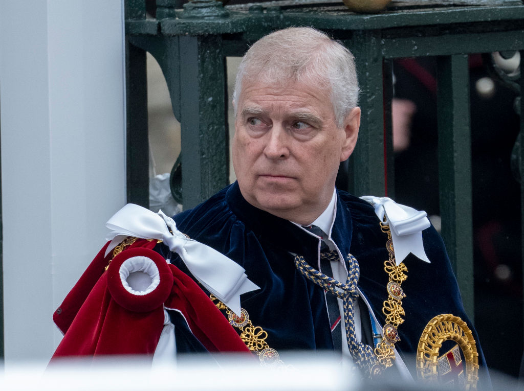 Prinz Andrew, Herzog von York, in der Westminster Abbey während der Krönung von König Charles III. und Königin Camilla am 6. Mai 2023 in London, England. | Quelle: Getty Images