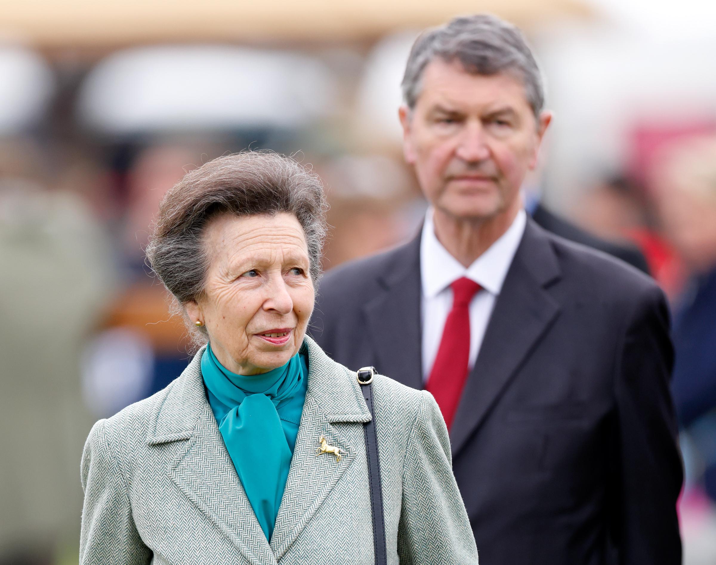 Prinzessin Anne und Sir Timothy Laurence während Tag 2 der Royal Windsor Horse Show 2024 in Windsor, England am 2. Mai 2024 | Quelle: Getty Images