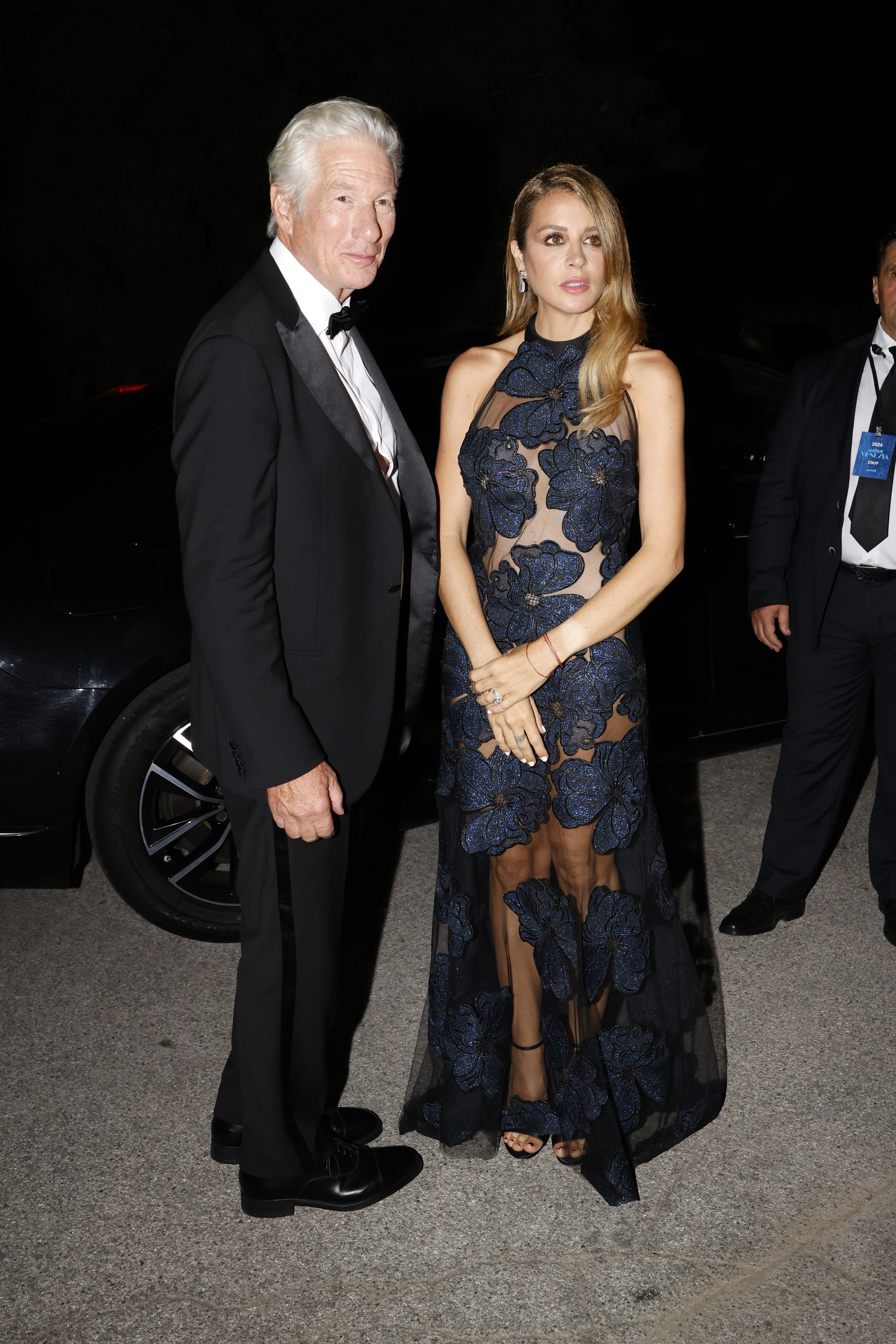 Richard Gere und Alejandra Silva. | Quelle: Getty Images