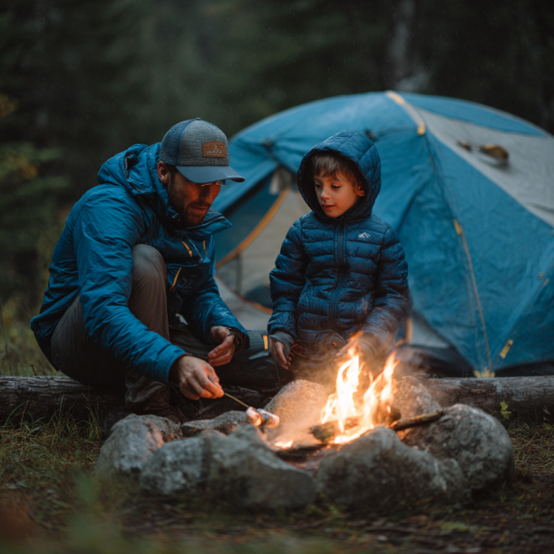 Ein Vater und sein Sohn im Gespräch | Quelle: Midjourney