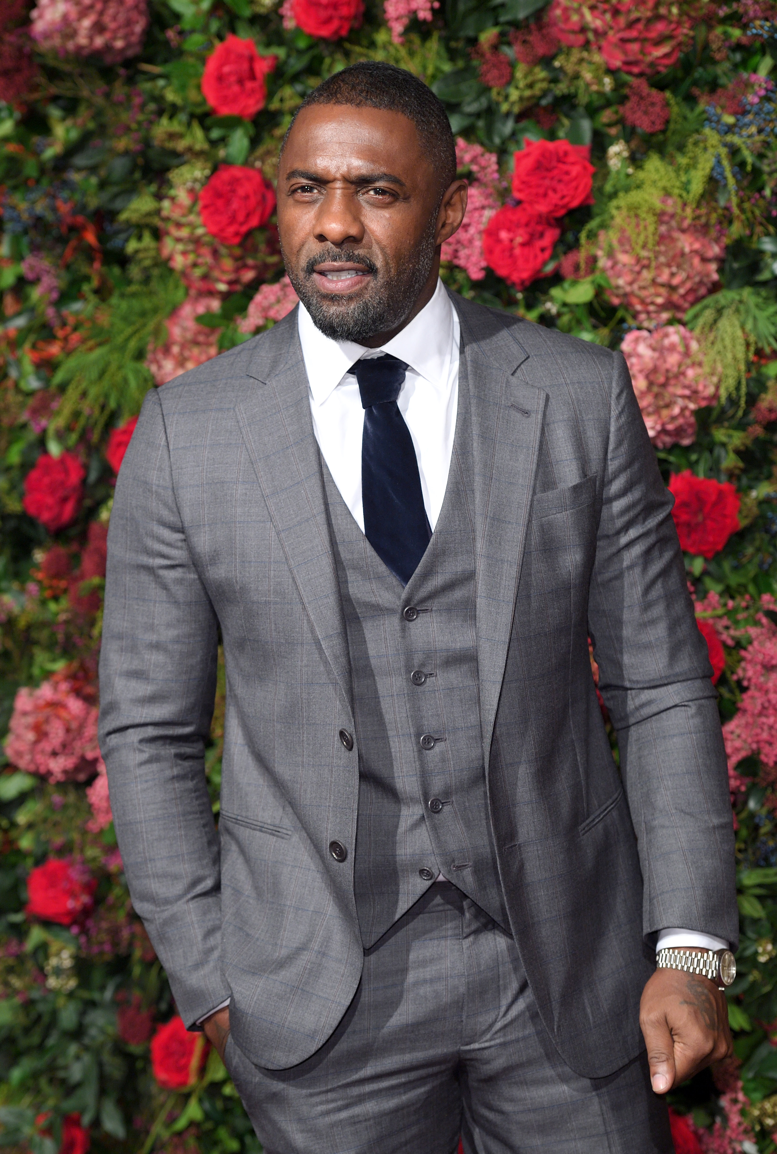 Idris Elba besucht die Evening Standard Theatre Awards 2018 im Theatre Royal Drury Lane am 18. November 2018 in London, England. | Quelle: Getty Images