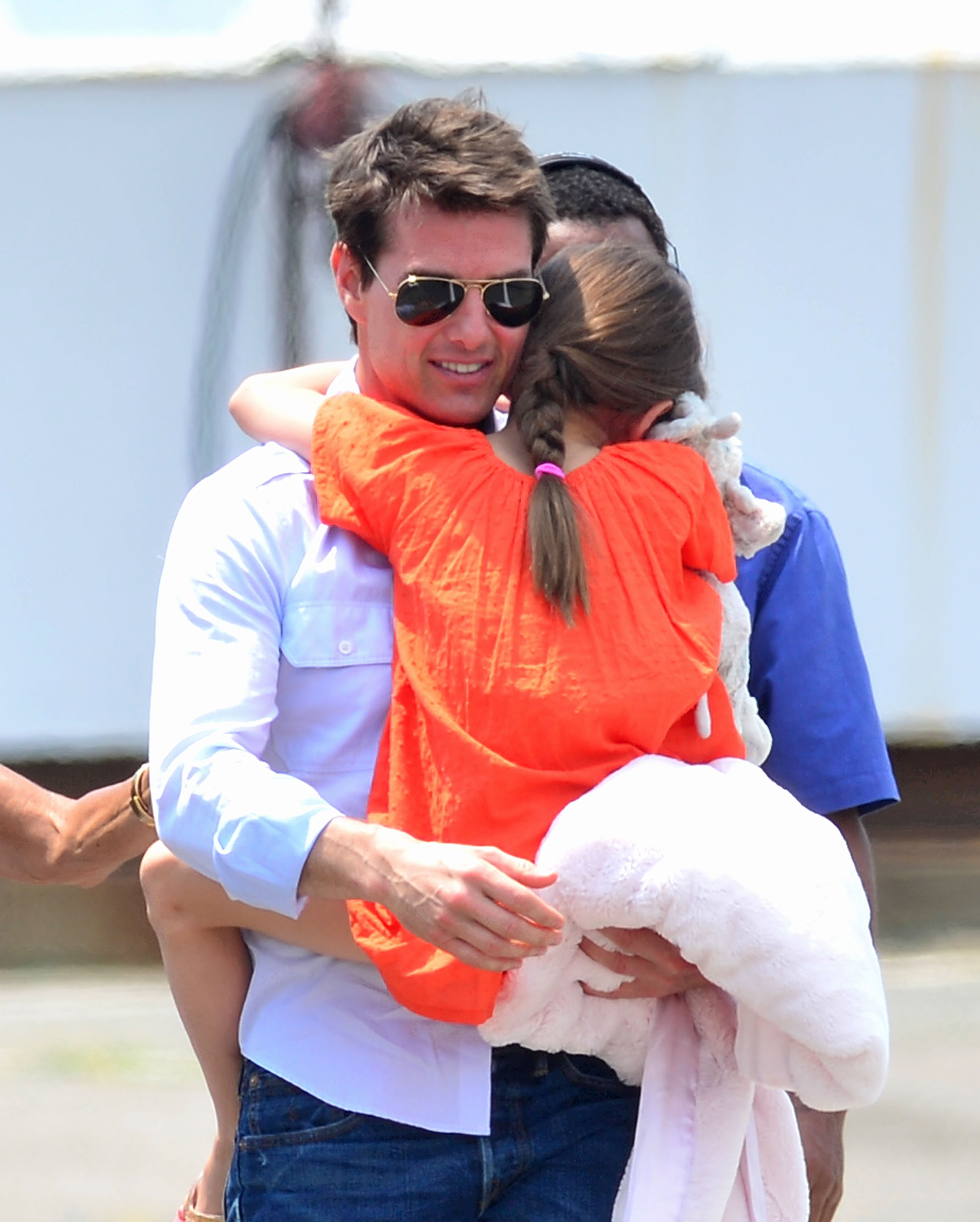 Tom und Suri Cruise wurden am 18. Juli 2012 in New York City gesichtet. | Quelle: Getty Images