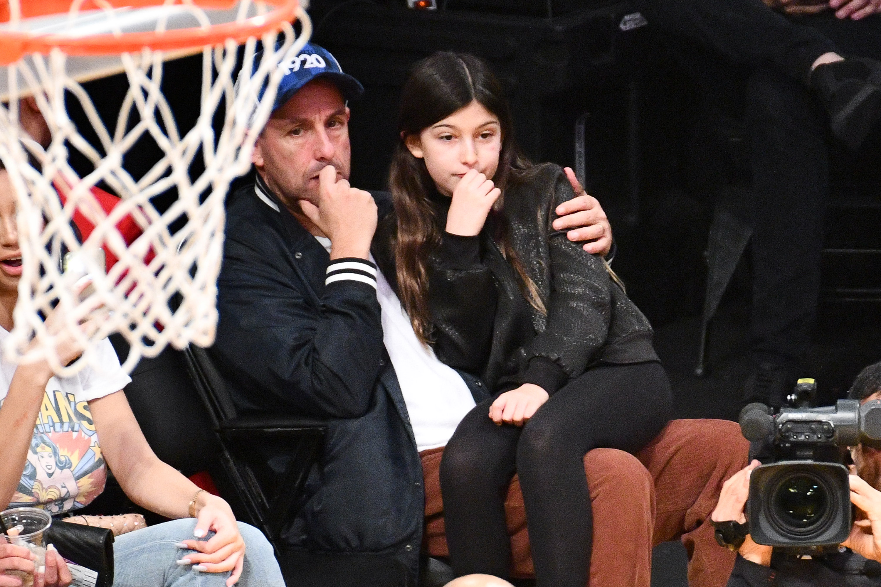 Adam Sandler und Tochter Sunny Madeline Sandler, 2018 | Quelle: Getty Images