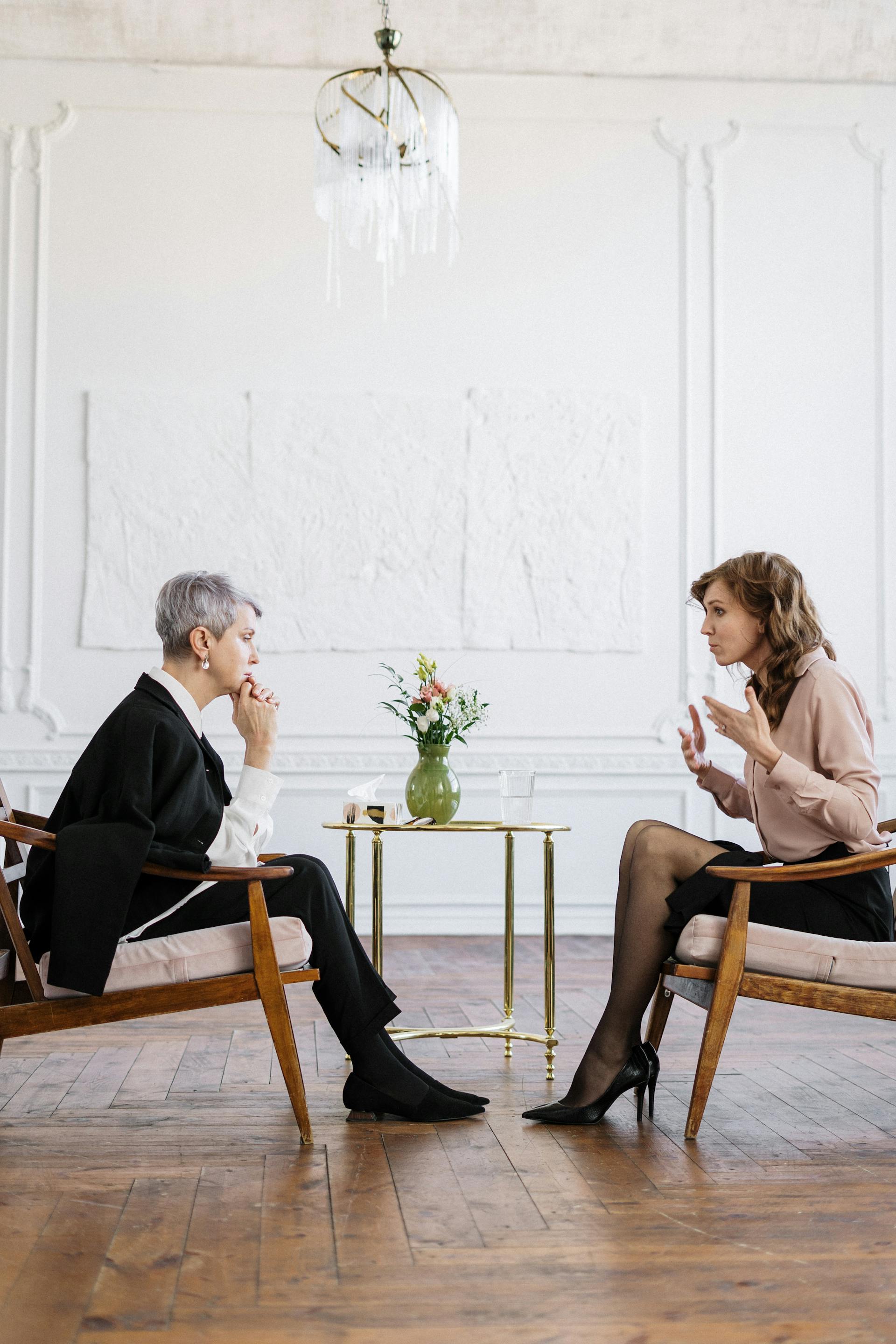 Frauen im Gespräch | Quelle: Pexels