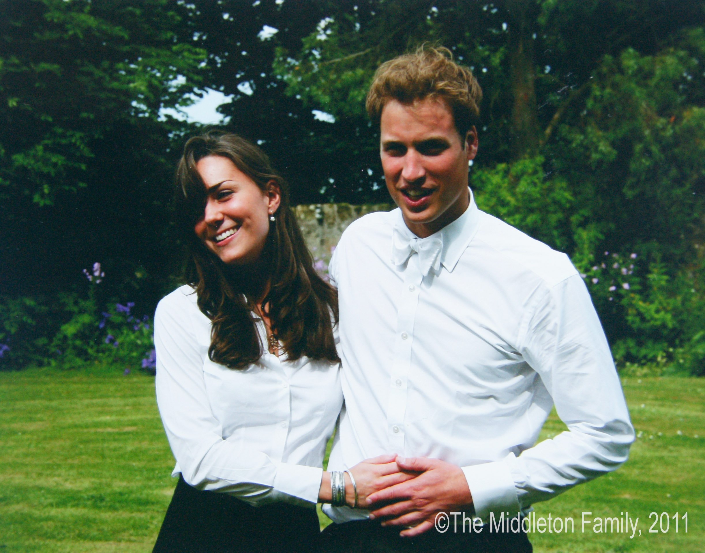 Prinz William und Catherine Middleton an der St Andrew's University in St Andrew's am 23. Juni 2005 in Schottland | Quelle: Getty Images