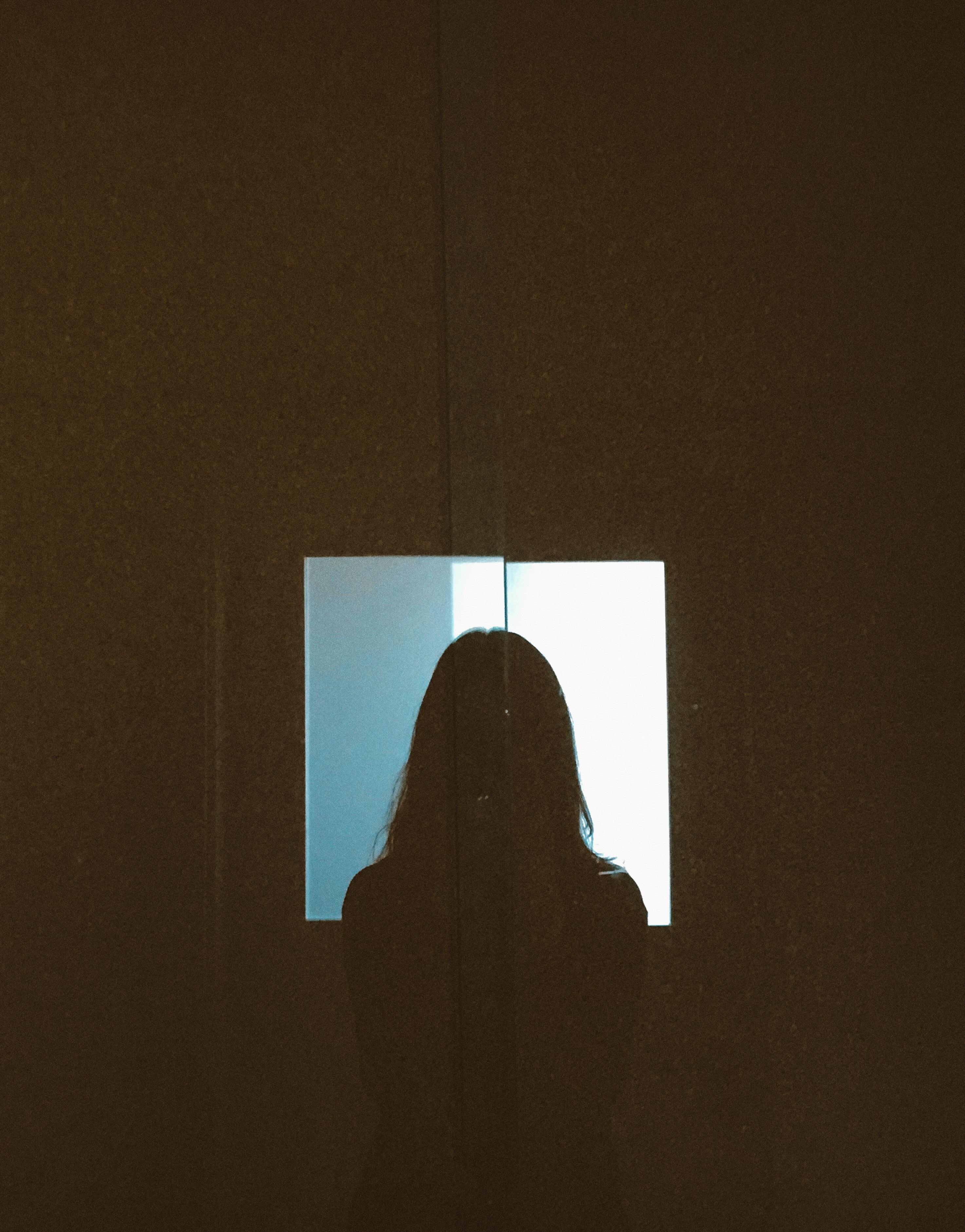 Eine Silhouette einer Person | Quelle: Pexels