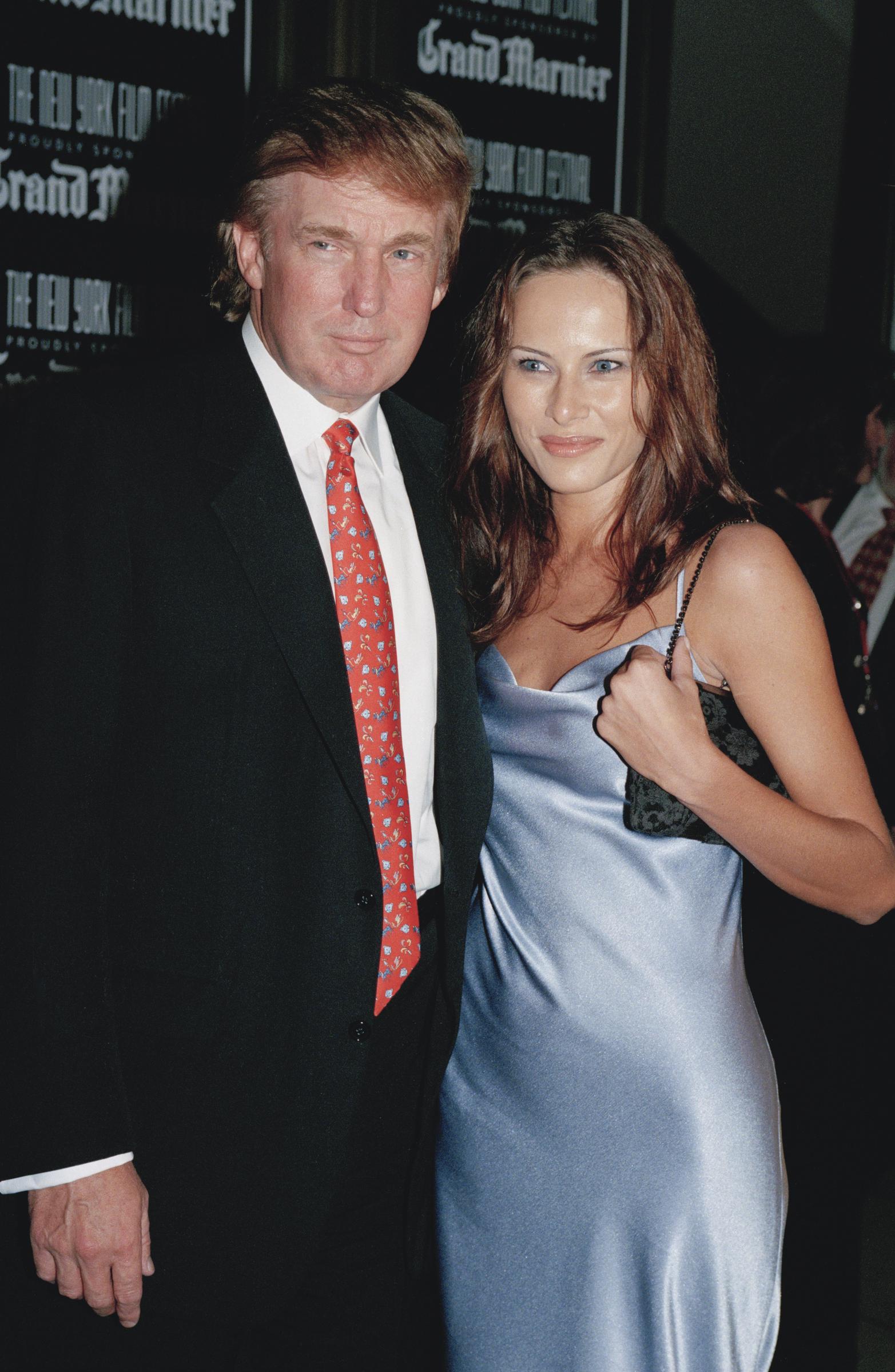 Donald und Melania Trump um 1998. | Quelle: Getty Images