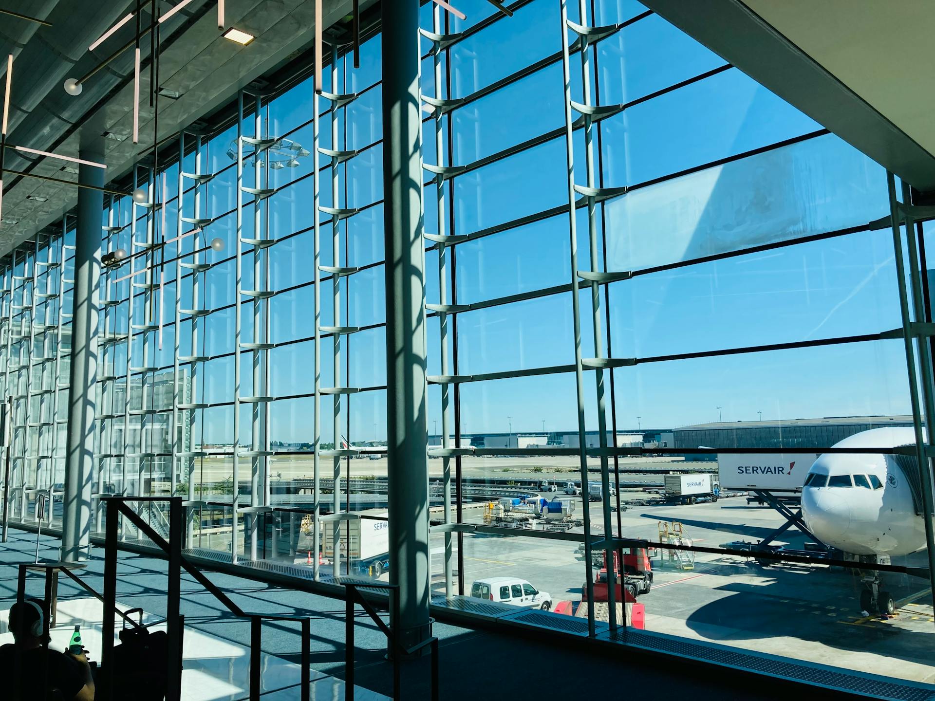 Der Blick aus einer Flughafen-Lounge | Quelle: Pexels