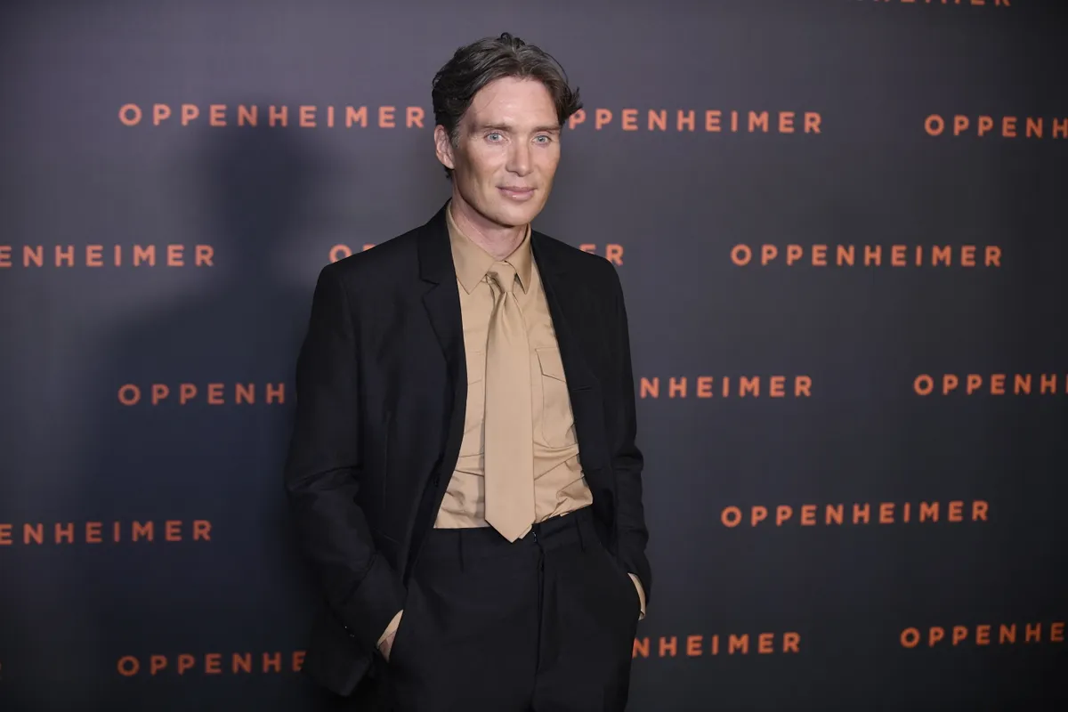 Cillian Murphy posiert bei seiner Ankunft zur Premiere des Films „Oppenheimer“ im Kino Grand Rex in Paris am 11. Juli 2023. | Quelle: Getty Images